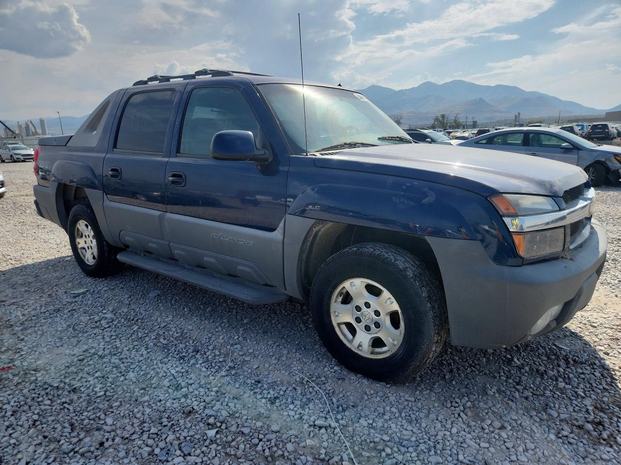2002 Chevrolet Avalanche K1500 Blue vin: 3GNEK13T92G164994