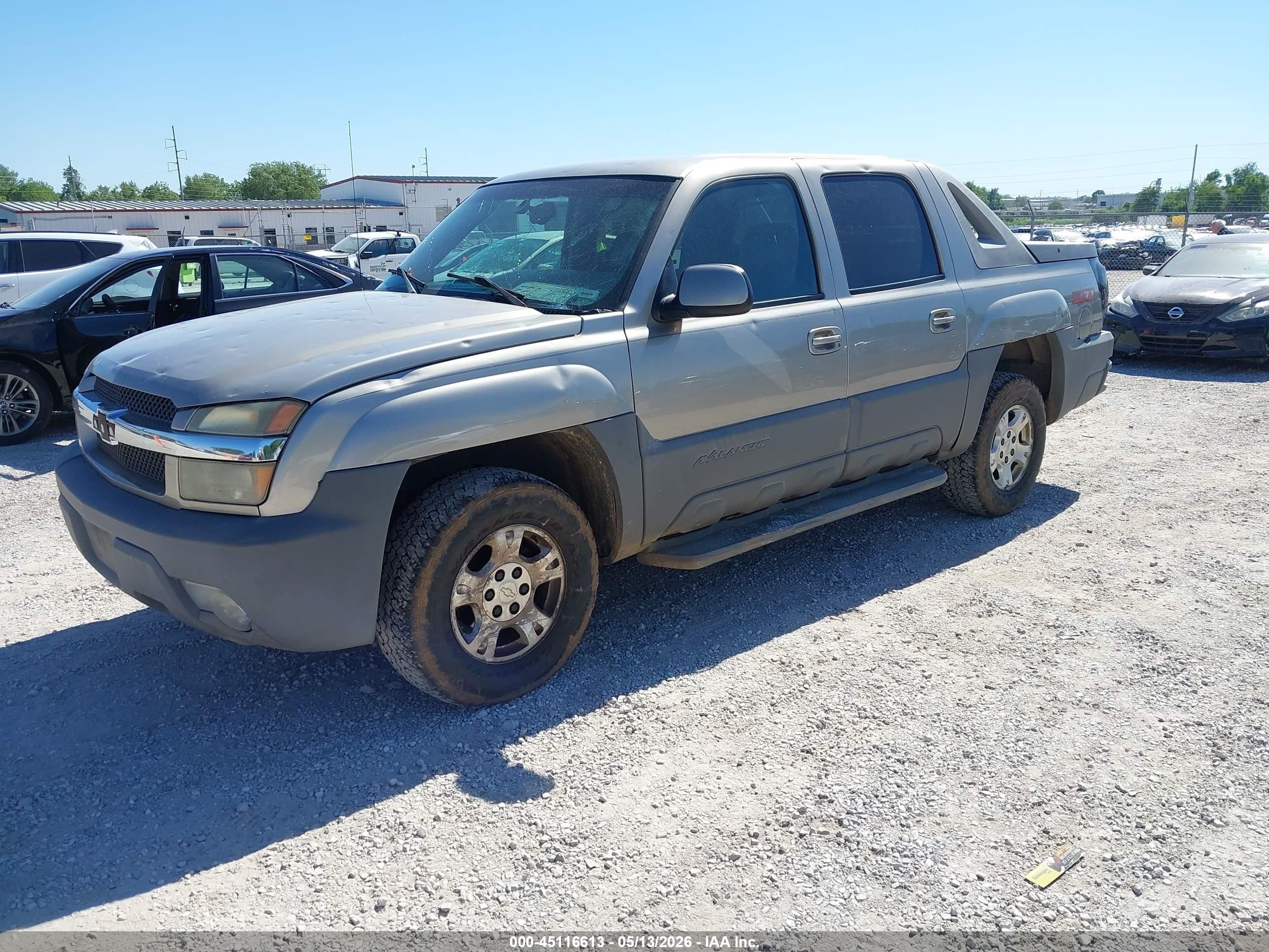 2002 Chevrolet Avalanche 1500   Gold vin: 3GNEK13T92G288053