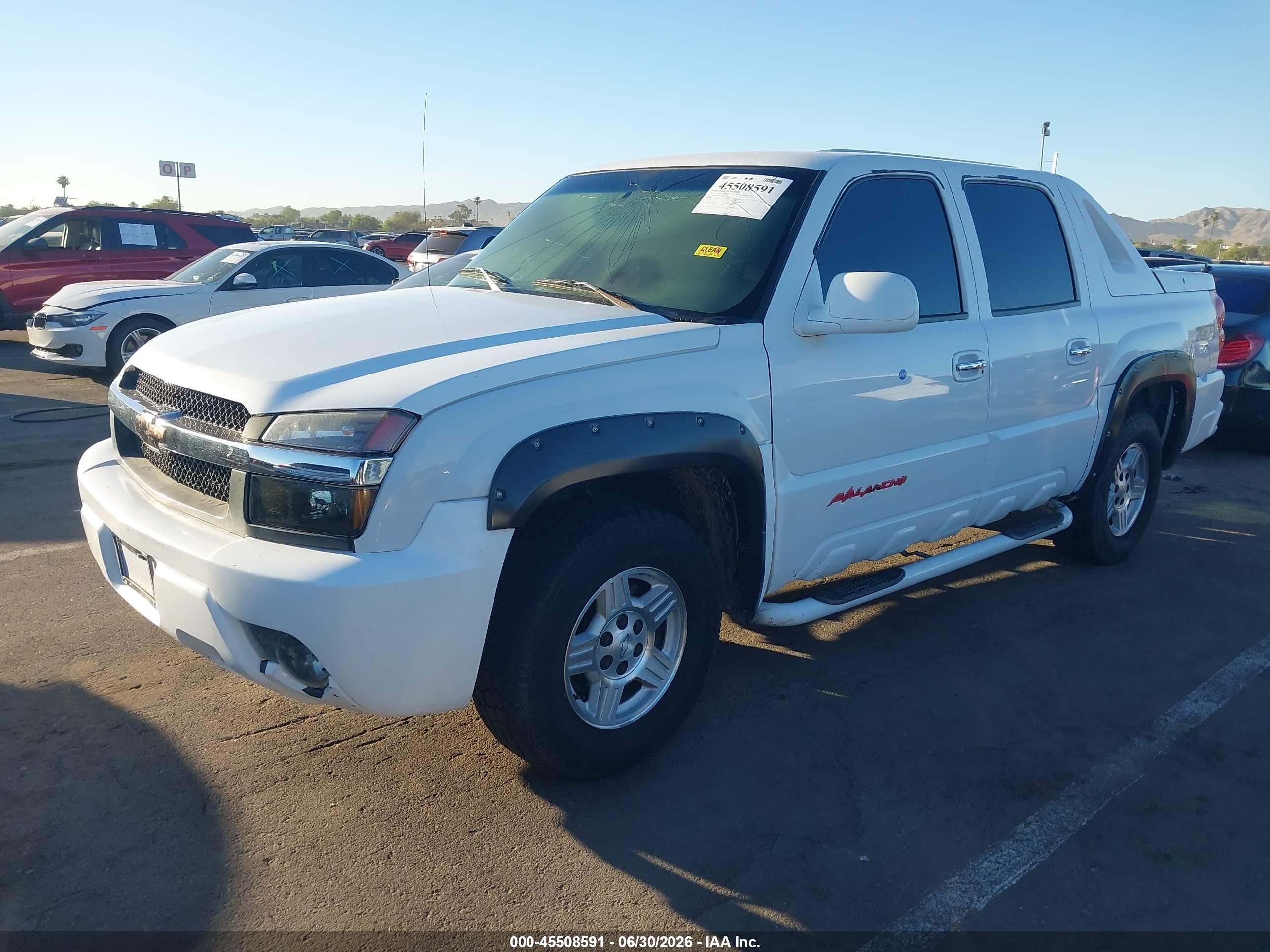 2003 Chevrolet Avalanche 1500   White vin: 3GNEK13T93G186981