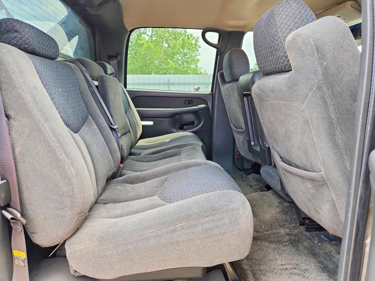 2003 Chevrolet Avalanche K1500 Silver vin: 3GNEK13T93G265681
