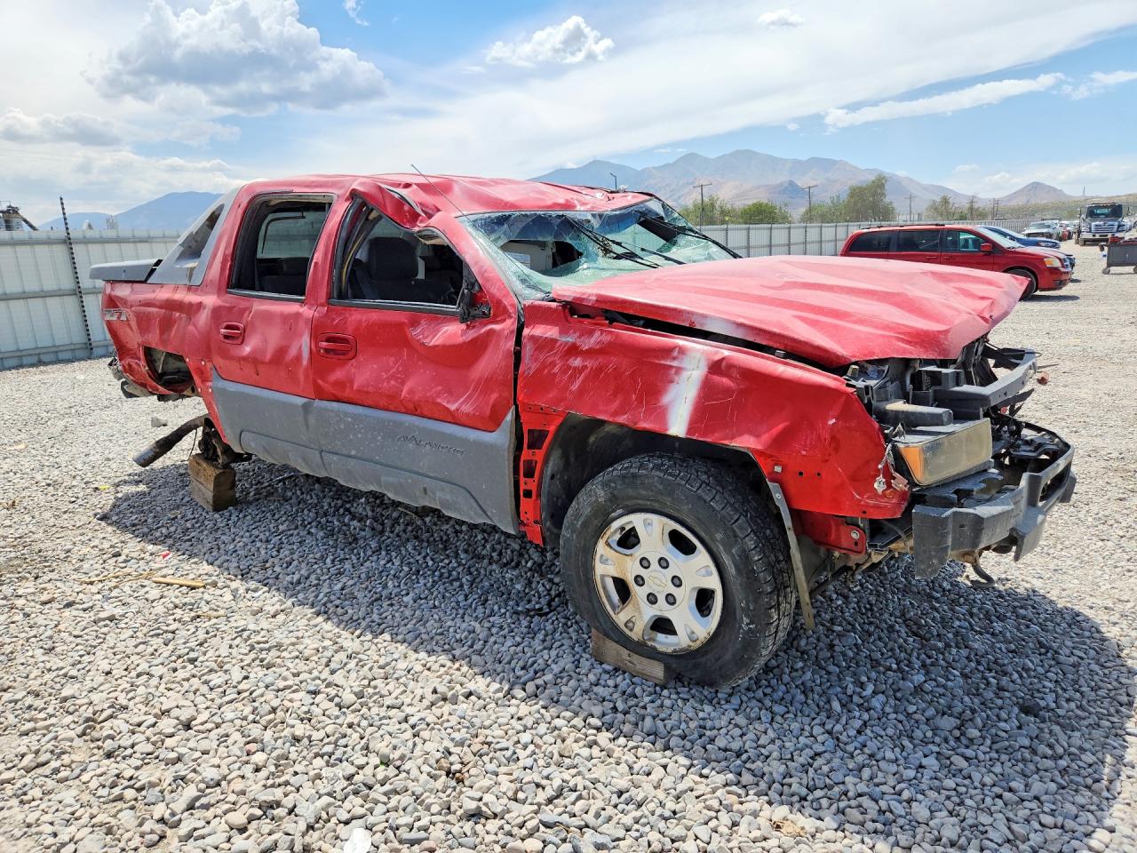2002 Chevrolet Avalanche K1500 Red vin: 3GNEK13TX2G157181