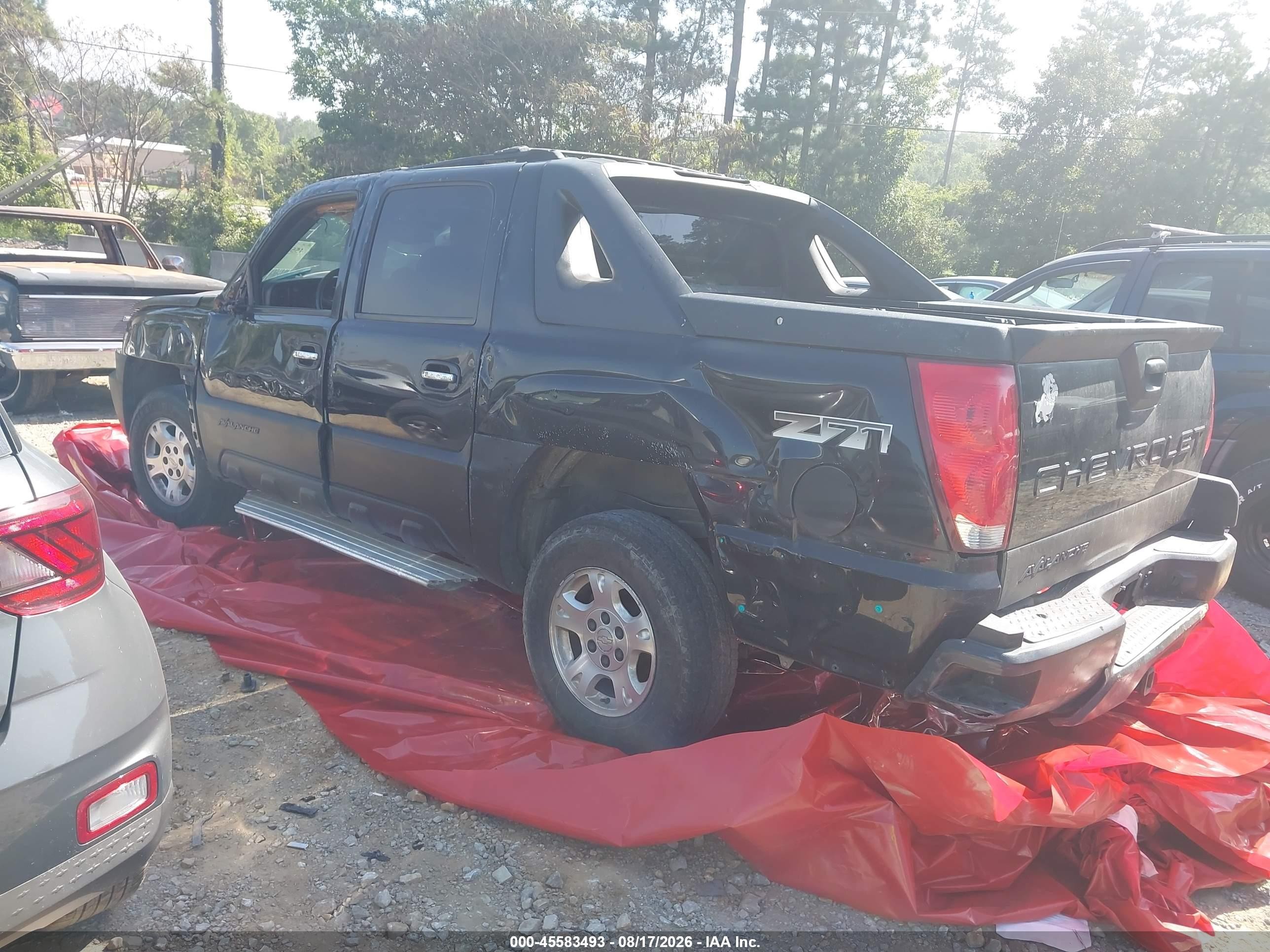 2002 Chevrolet Avalanche 1500   Black vin: 3GNEK13TX2G216679
