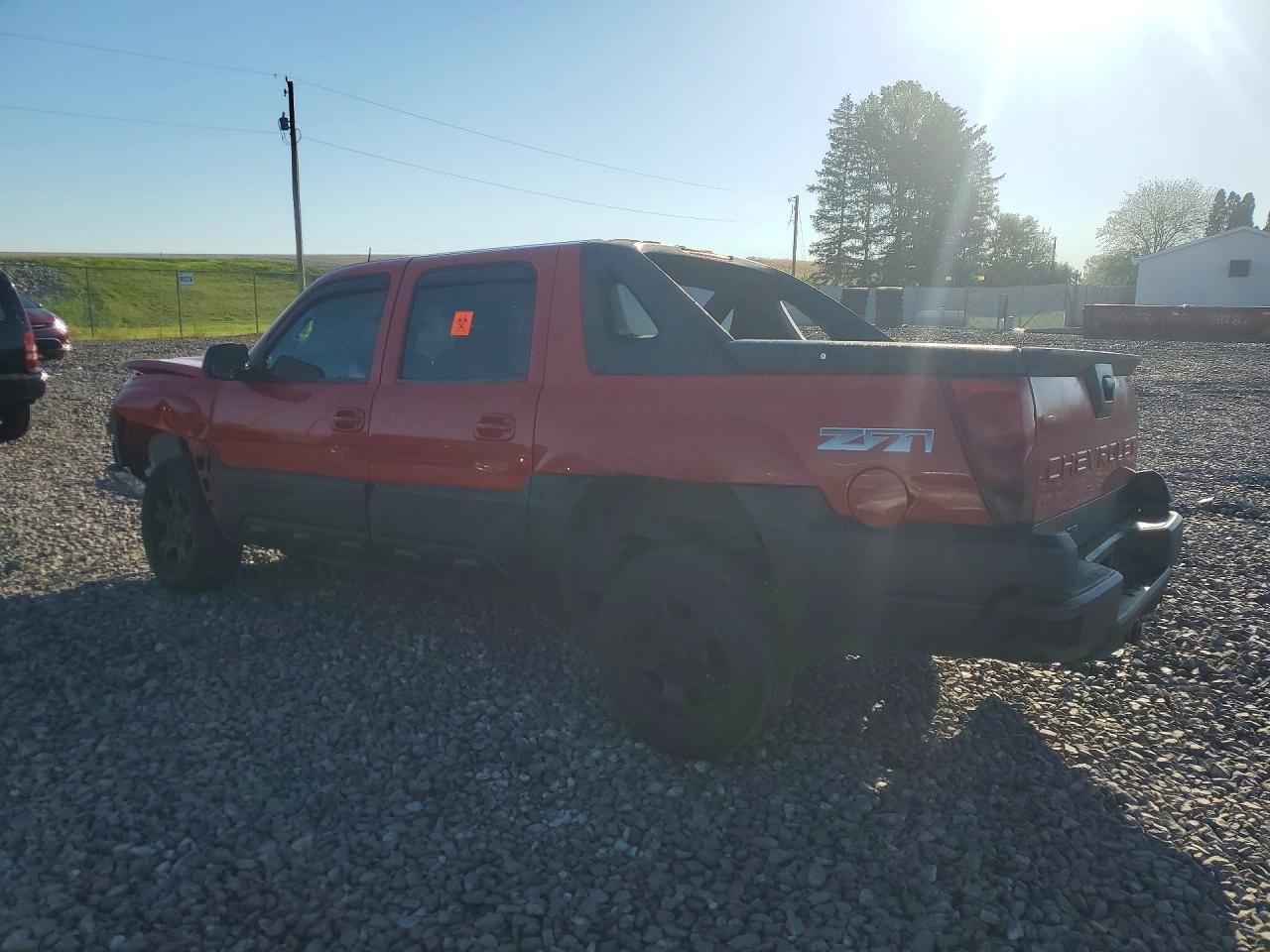 2002 Chevrolet Avalanche K1500 Red vin: 3GNEK13TX2G328320