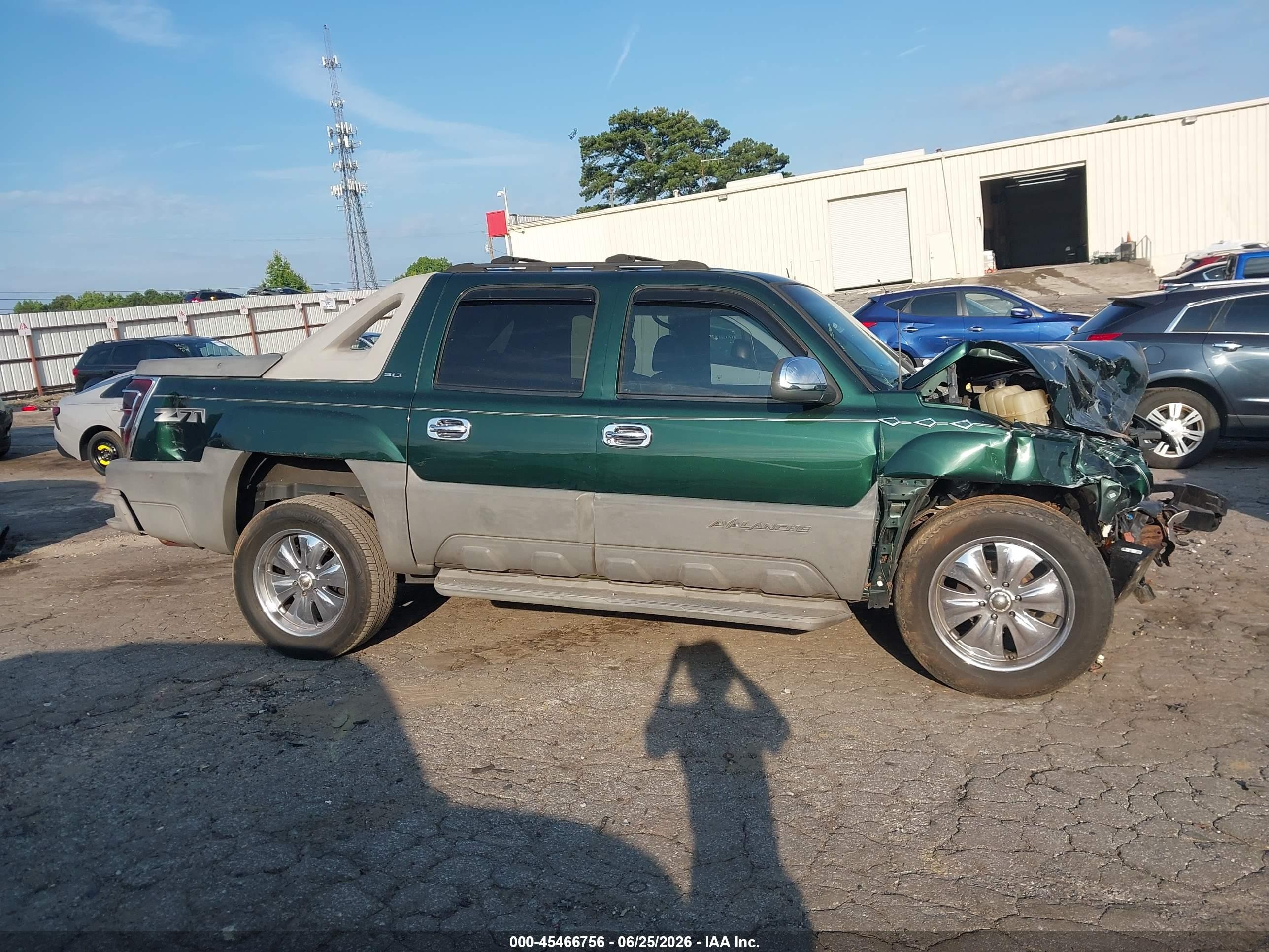 2002 Chevrolet Avalanche 1500   Green vin: 3GNEK13TX2G356828