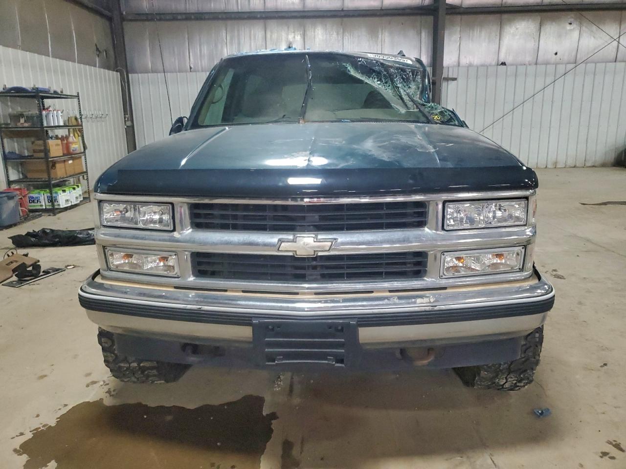 1995 Chevrolet Tahoe K1500 Green vin: 3GNEK18K7SG119164