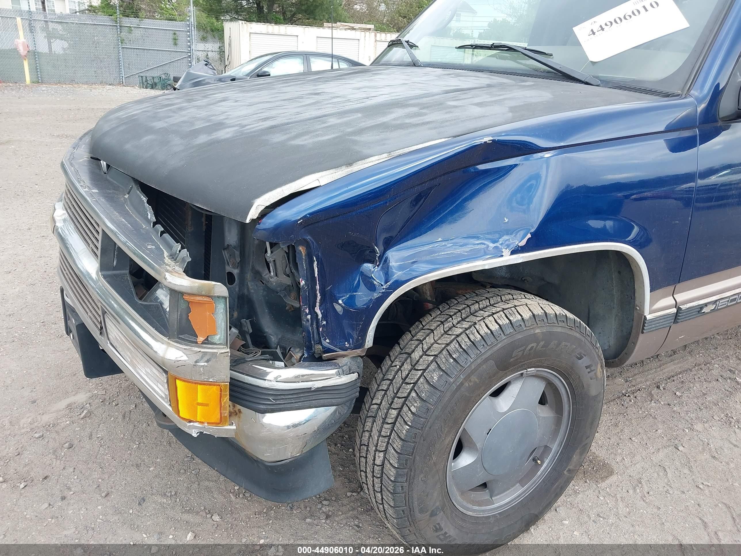 1995 Chevrolet Tahoe K1500 Dark Blue vin: 3GNEK18K8SG106942