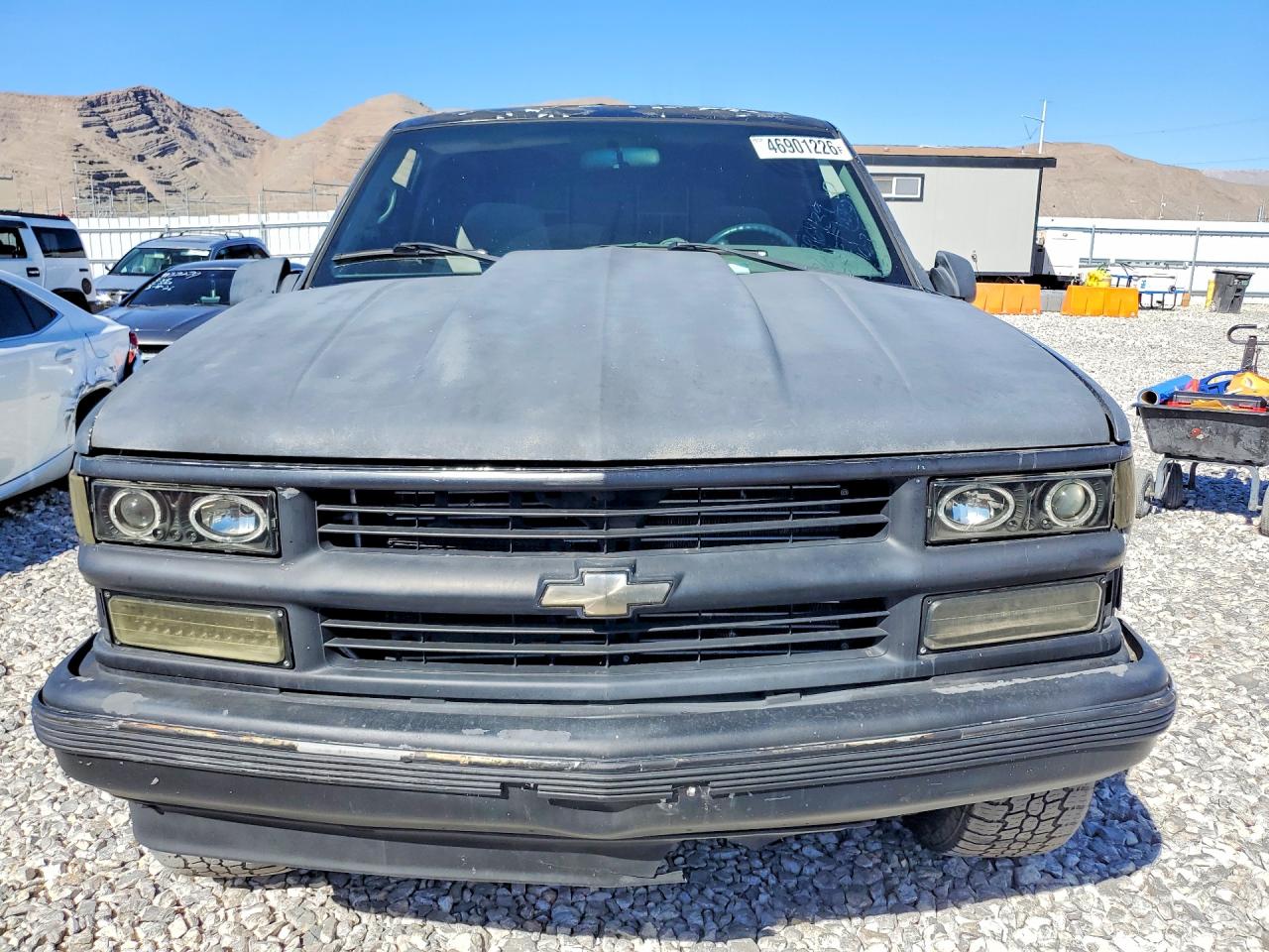 1995 Chevrolet Tahoe K1500 Charcoal vin: 3GNEK18K8SG112403