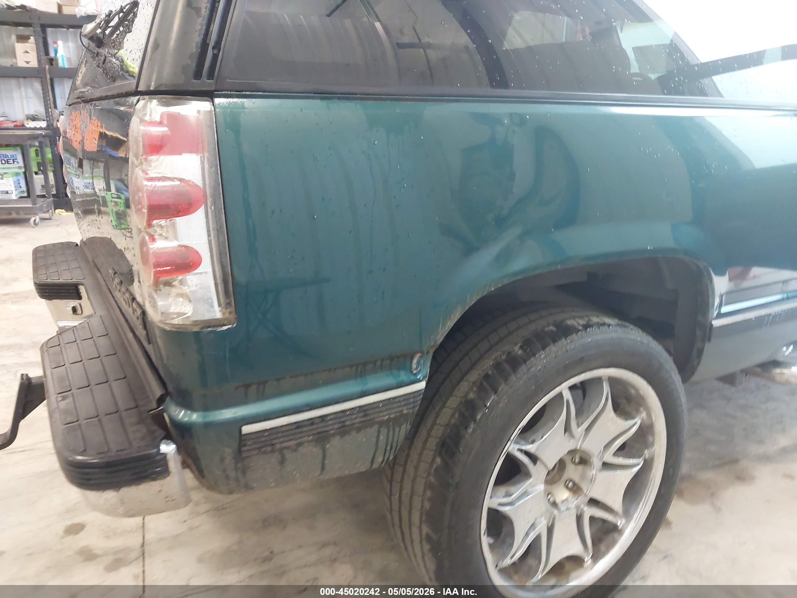 1995 Chevrolet Tahoe K1500 Зеленый vin: 3GNEK18KXSG120342