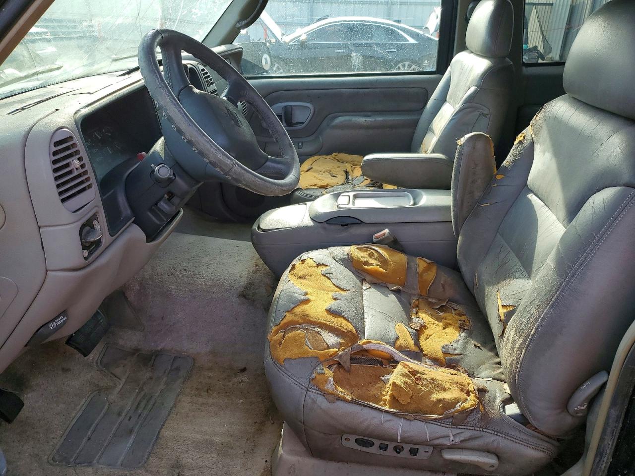 1998 Chevrolet Tahoe K1500 Black vin: 3GNEK18R0WG124791