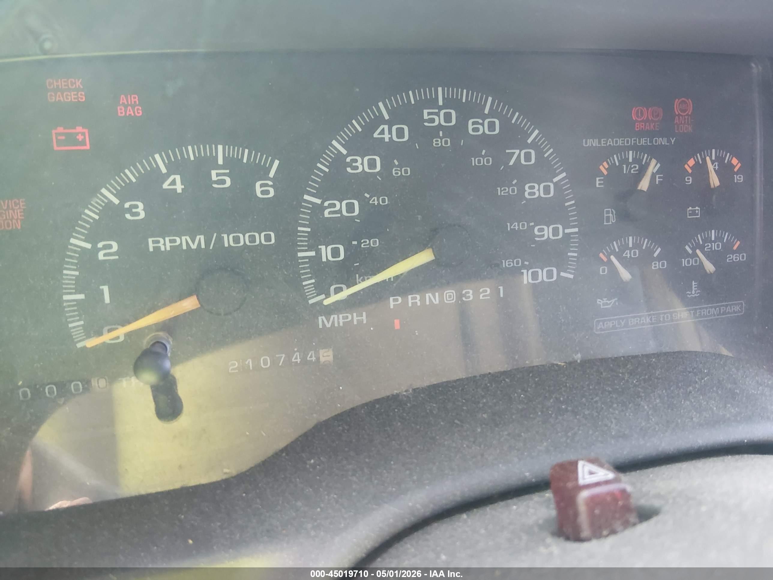 1999 Chevrolet Tahoe   Green vin: 3GNEK18R0XG104218