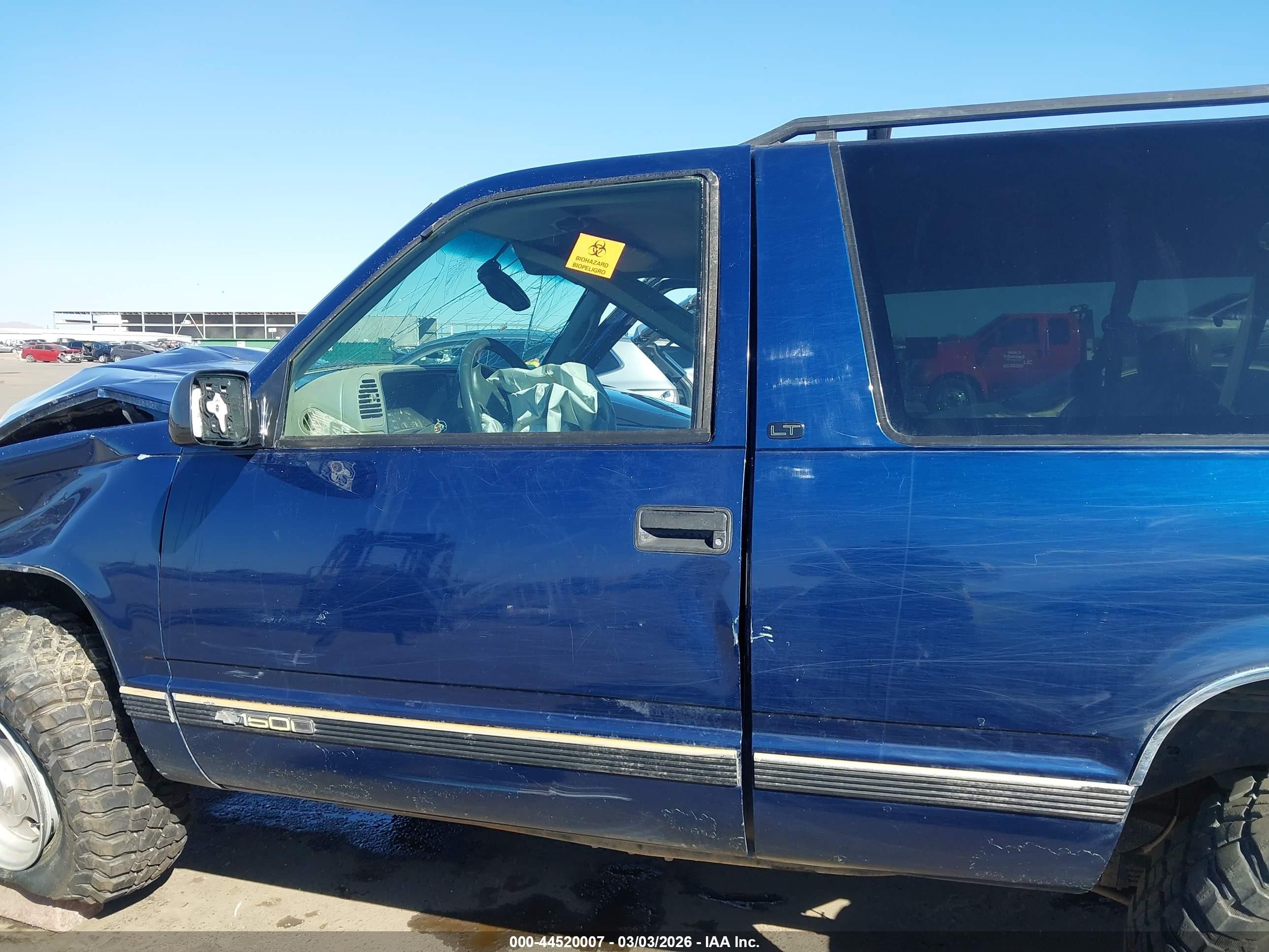 1997 Chevrolet Tahoe   Blue vin: 3GNEK18R1VG172511