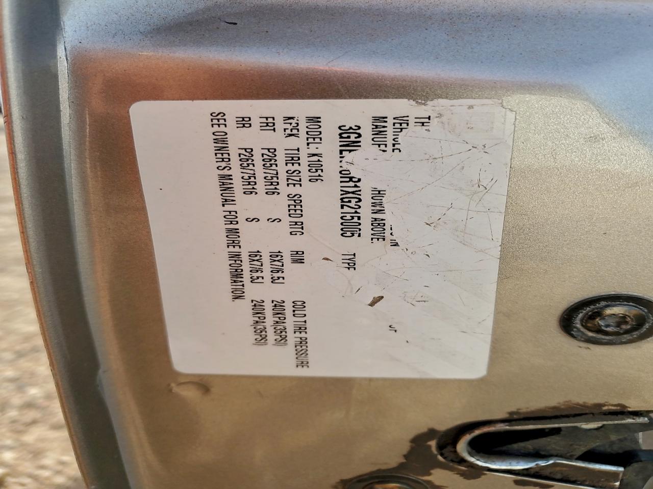 1999 Chevrolet Tahoe K1500 Tan vin: 3GNEK18R1XG215005
