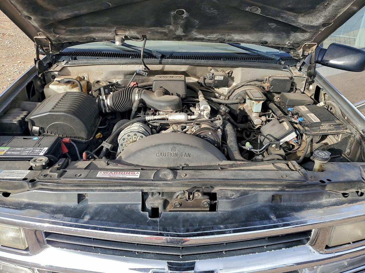 1999 Chevrolet Tahoe K1500 Tan vin: 3GNEK18R1XG215005