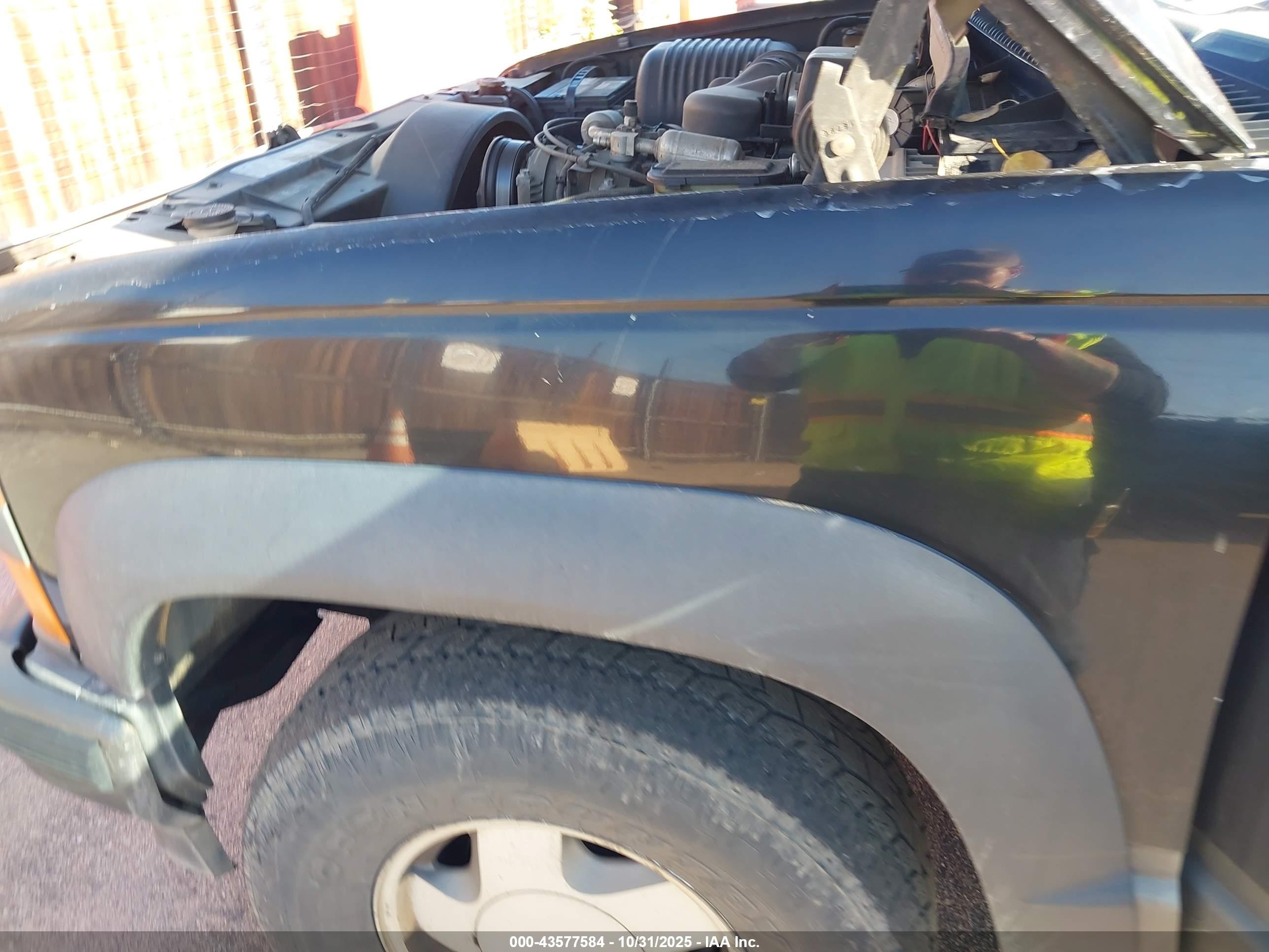 1996 Chevrolet Tahoe K1500 Black vin: 3GNEK18R2TG165550