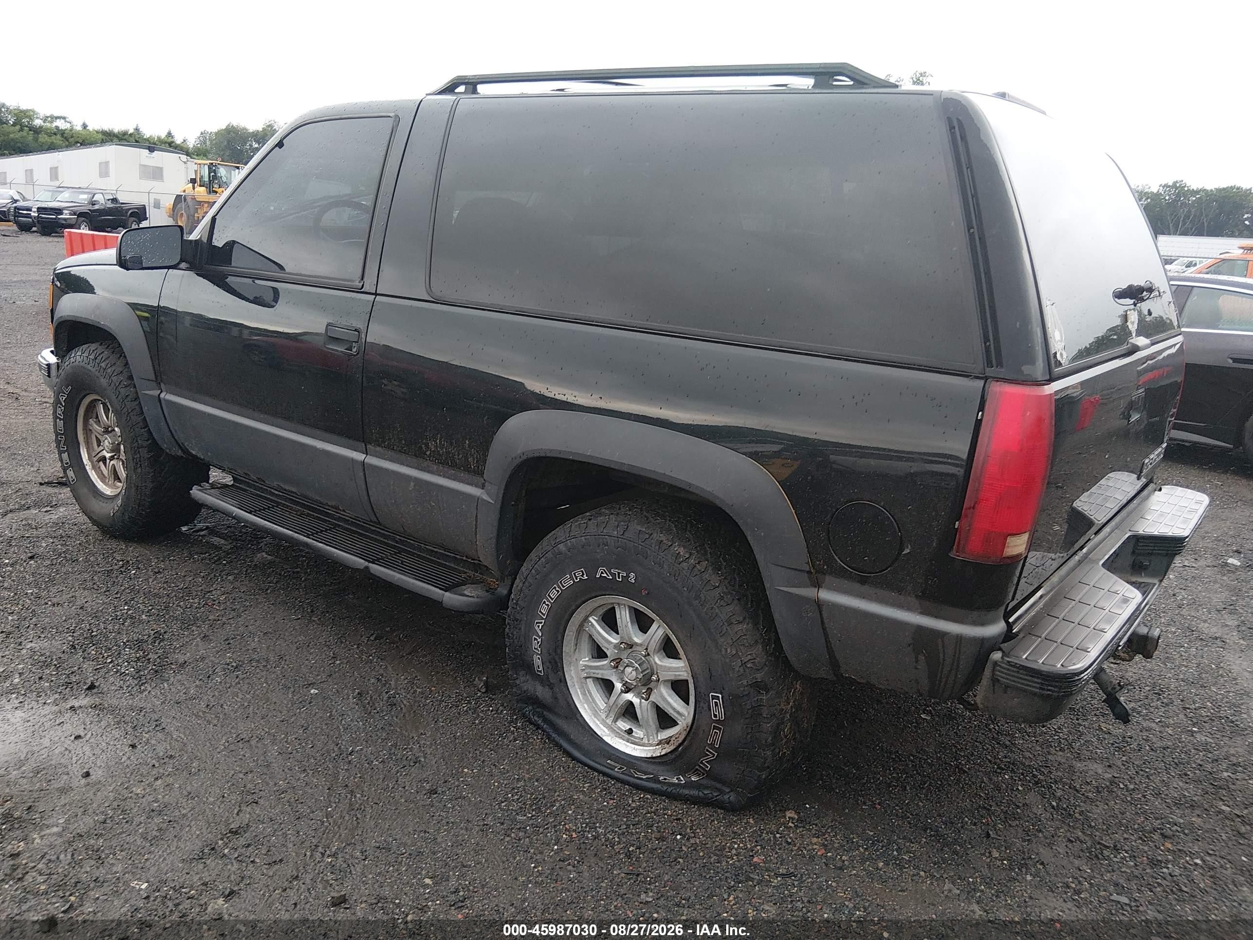 1998 Chevrolet Tahoe   Black vin: 3GNEK18R3WG127281