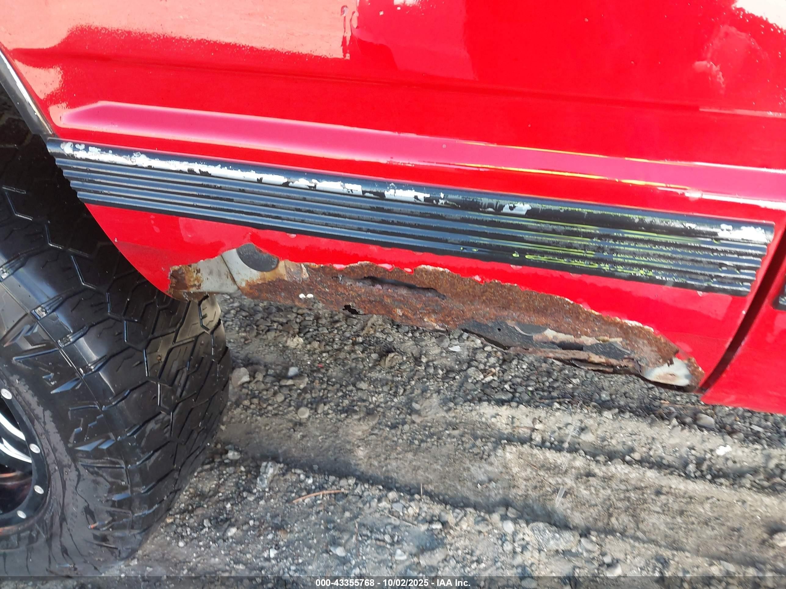 1996 Chevrolet Tahoe K1500 Red vin: 3GNEK18R4TG131125