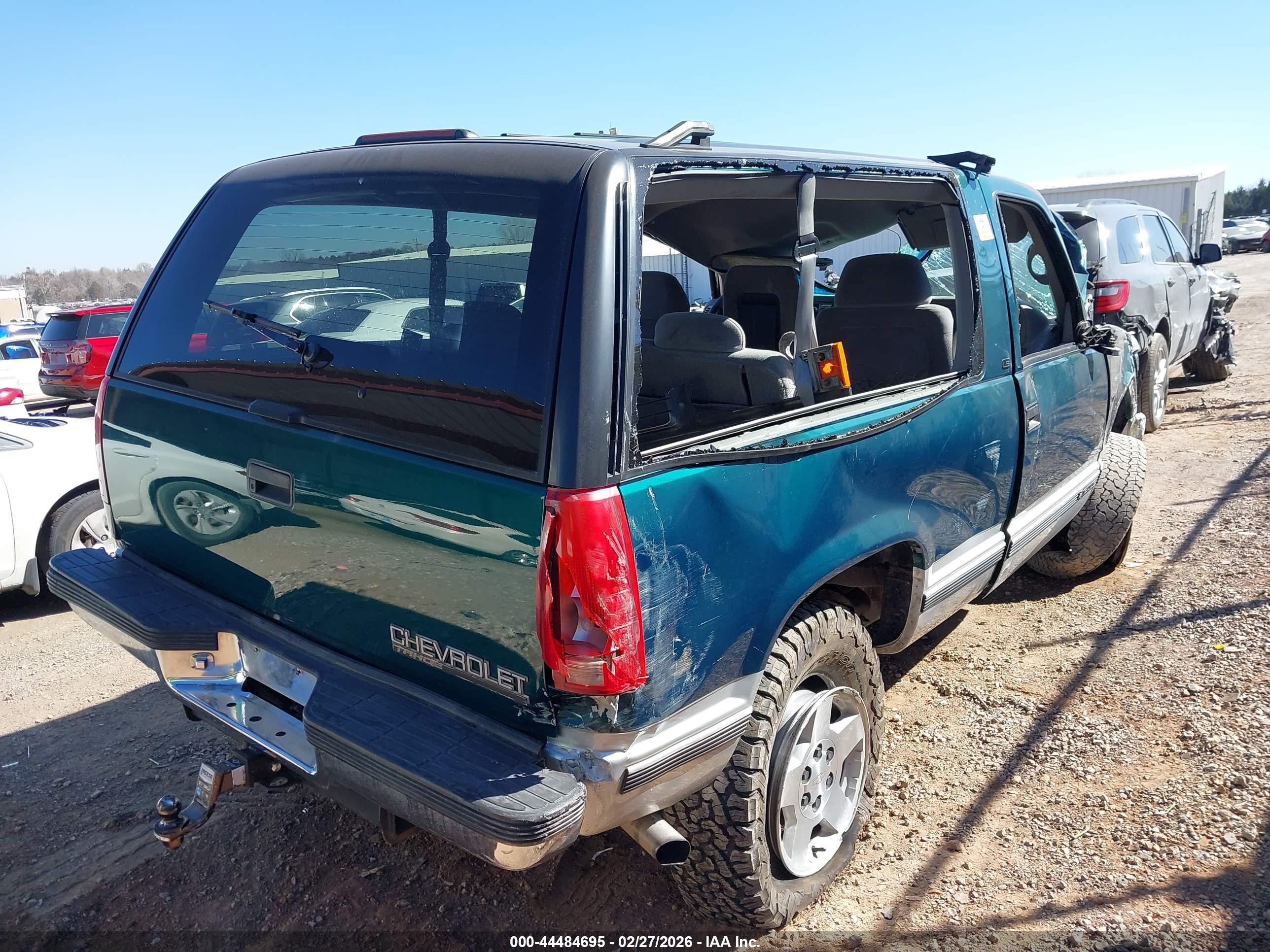 1997 Chevrolet Tahoe   Green vin: 3GNEK18R4VG149594