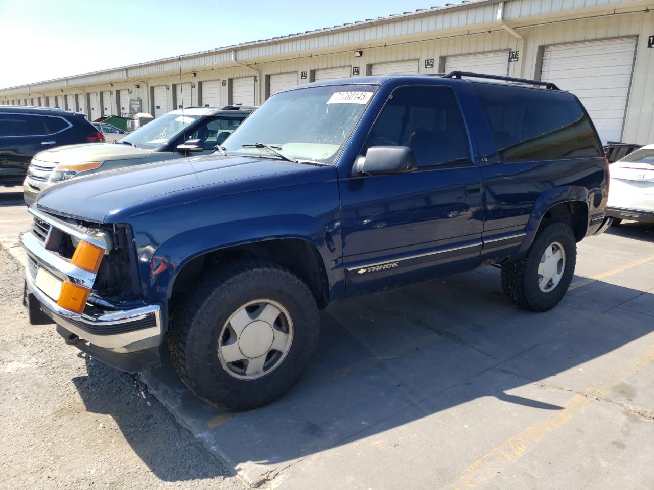 1998 Chevrolet Tahoe K1500 Blue vin: 3GNEK18R4WG101899