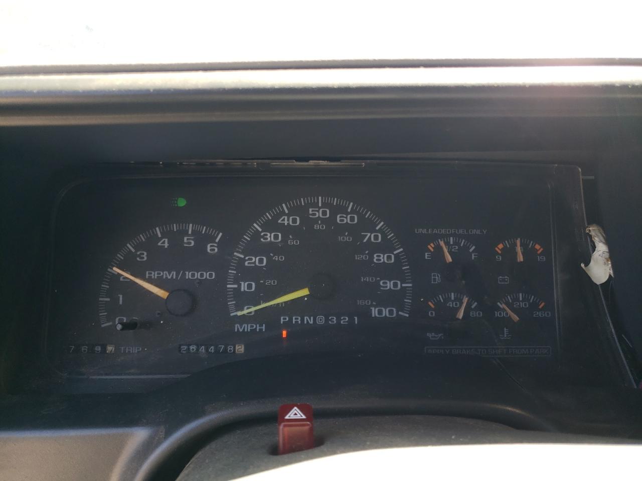 1998 Chevrolet Tahoe K1500 Blue vin: 3GNEK18R4WG101899