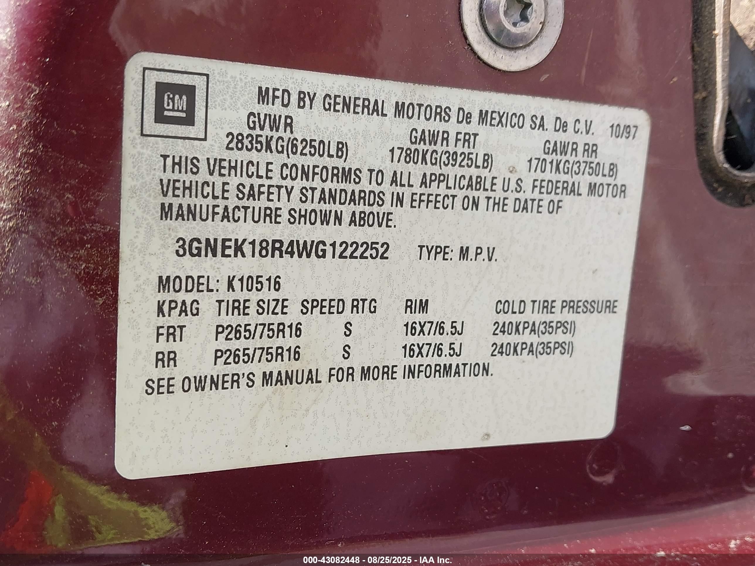 1998 Chevrolet Tahoe   Burgundy vin: 3GNEK18R4WG122252