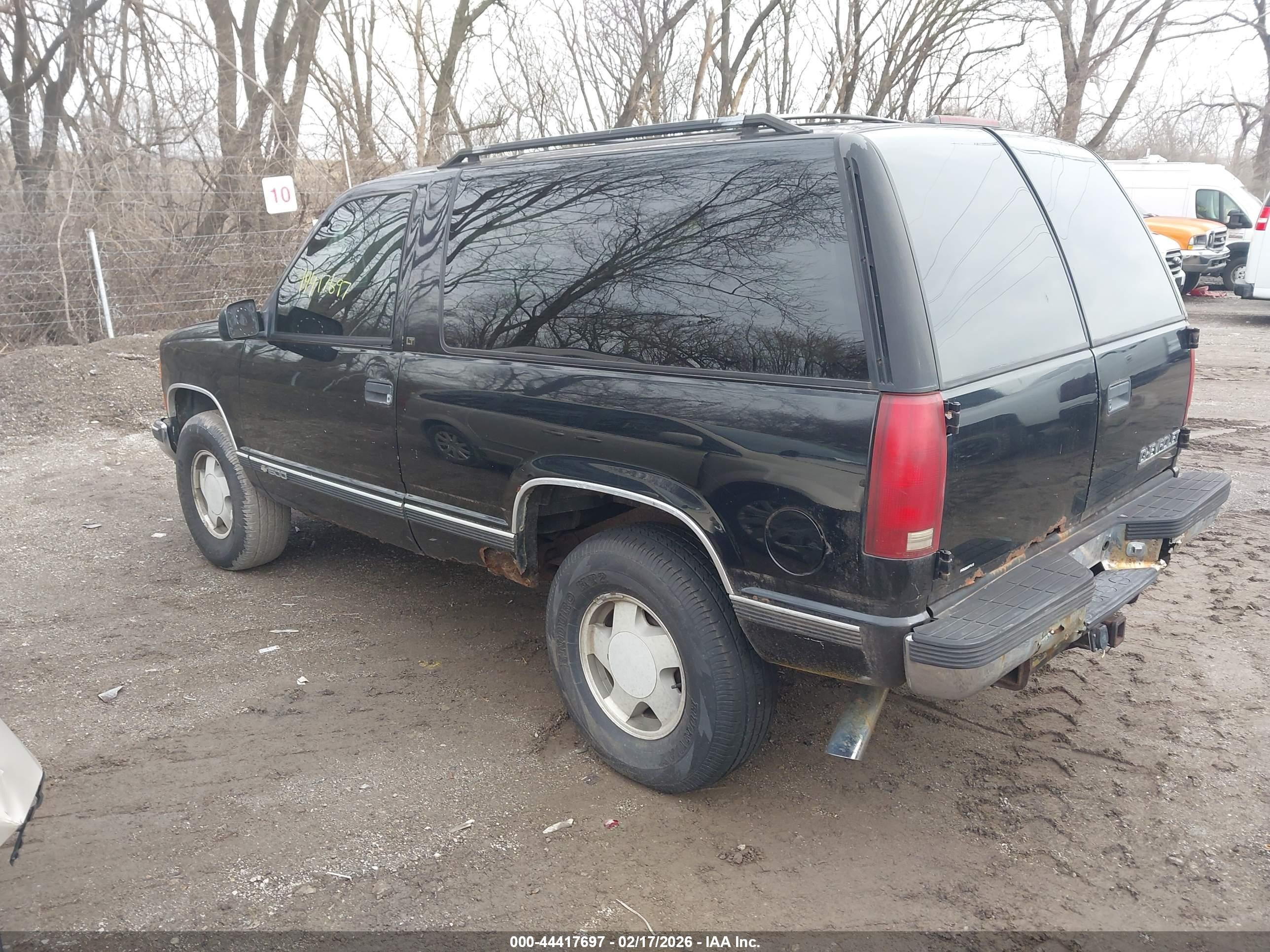 1996 Chevrolet Tahoe K1500 Black vin: 3GNEK18R5TG112048