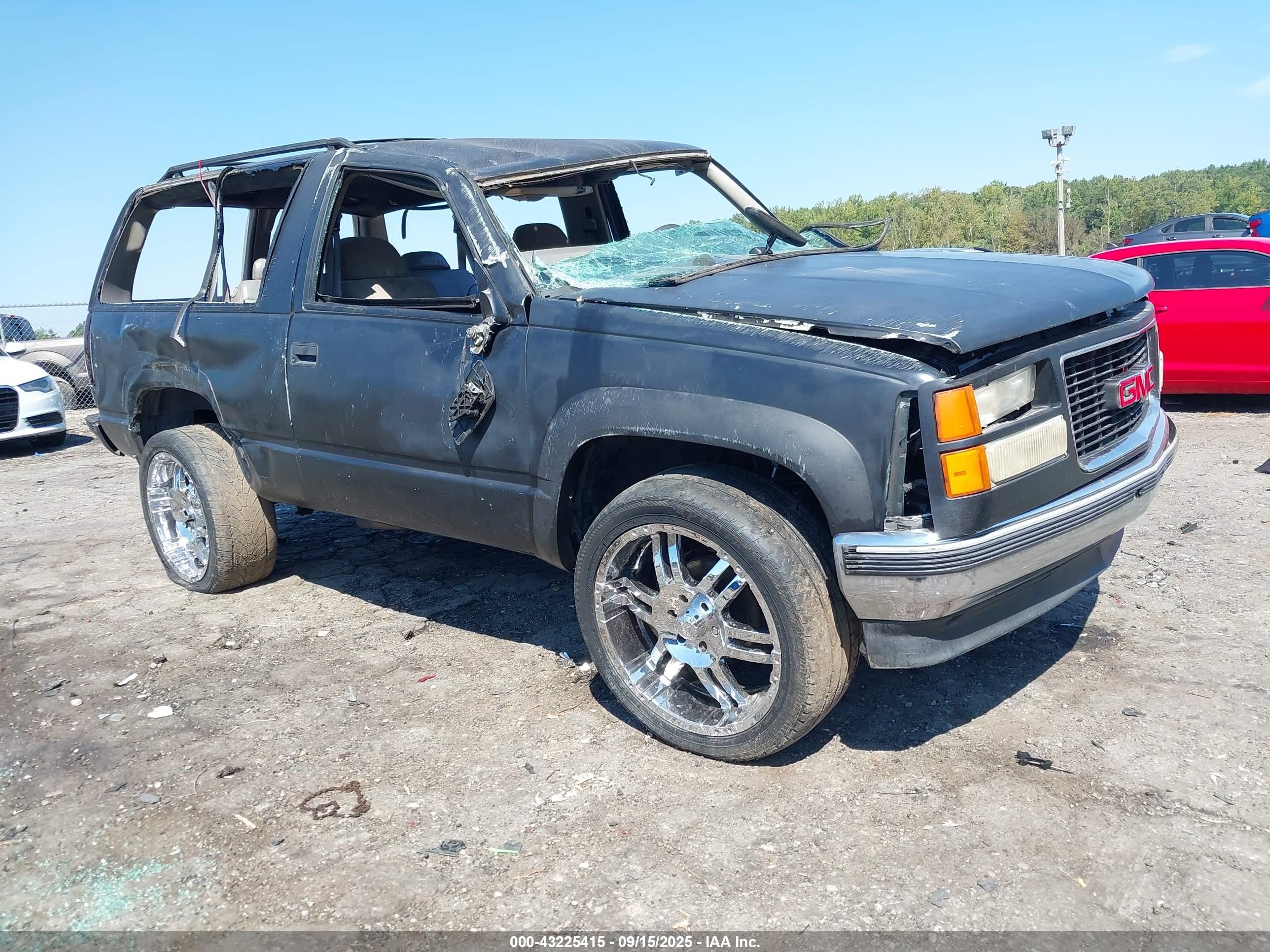 1998 Chevrolet Tahoe   Black vin: 3GNEK18R6WG134161