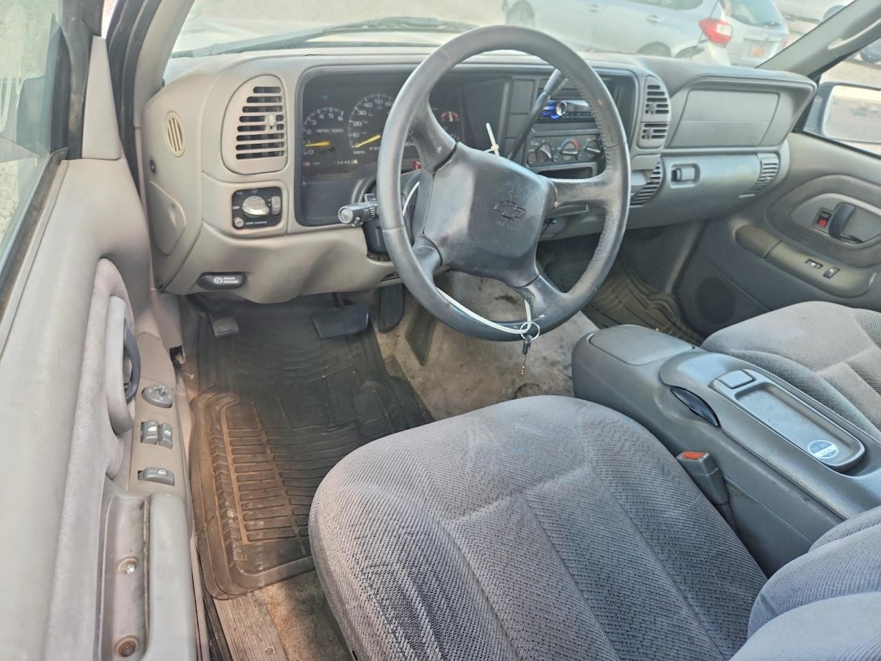 1998 Chevrolet Tahoe K1500 Black vin: 3GNEK18R8WG112758