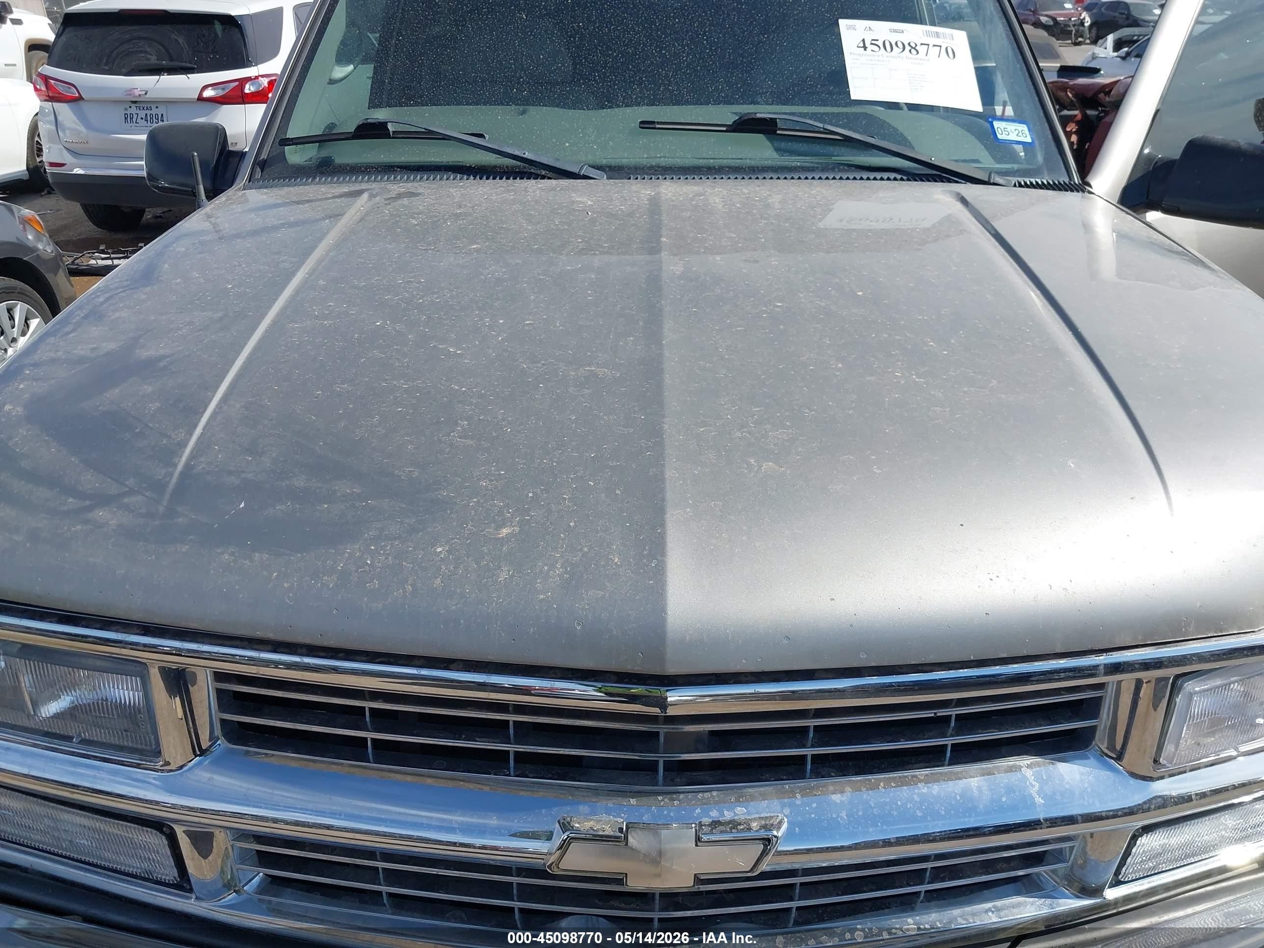 1999 Chevrolet Tahoe   Pewter vin: 3GNEK18R8XG207211