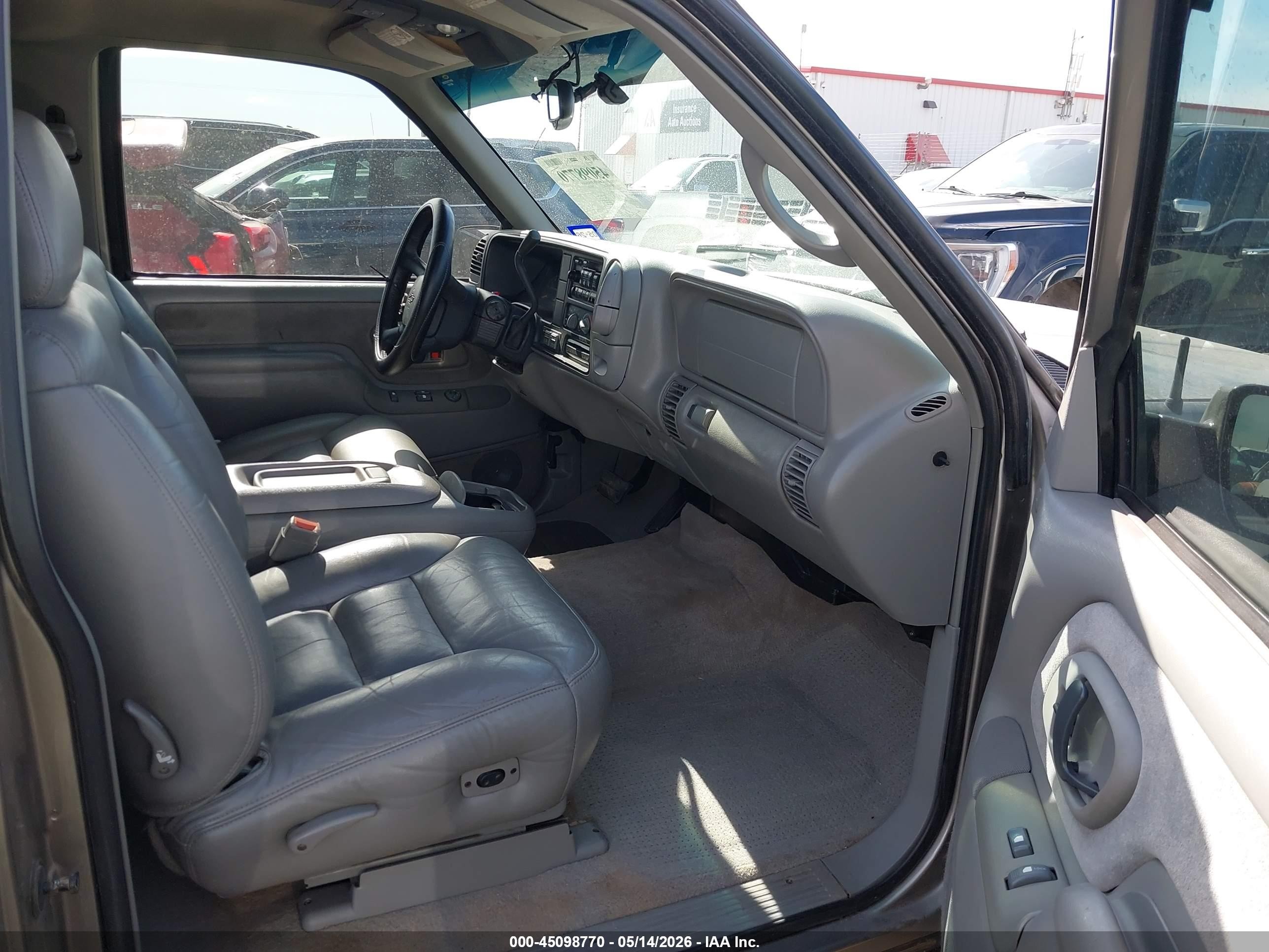 1999 Chevrolet Tahoe   Pewter vin: 3GNEK18R8XG207211