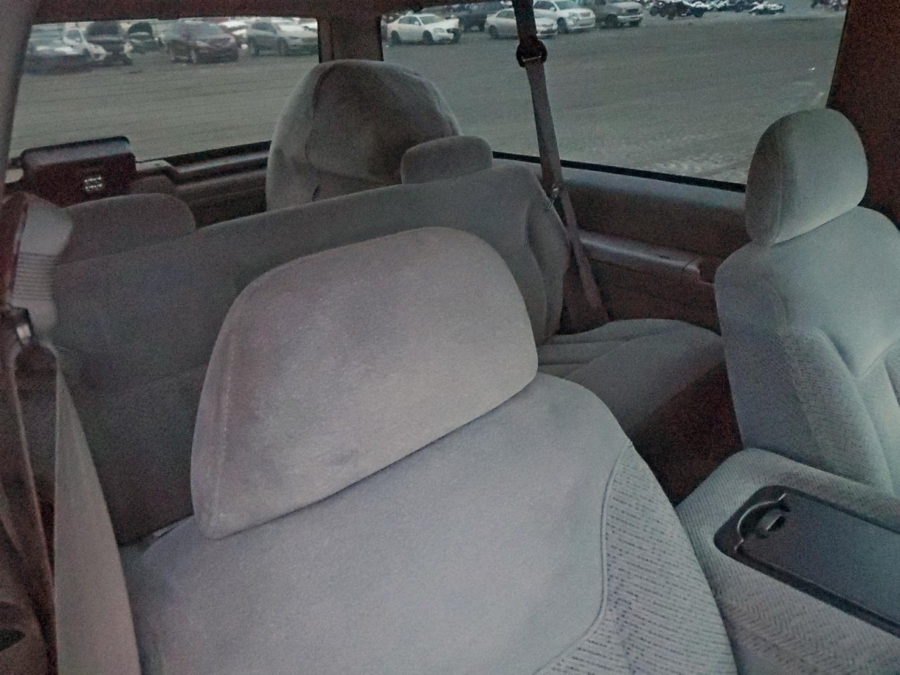 1996 Chevrolet Tahoe K1500 Green vin: 3GNEK18RXTG161021