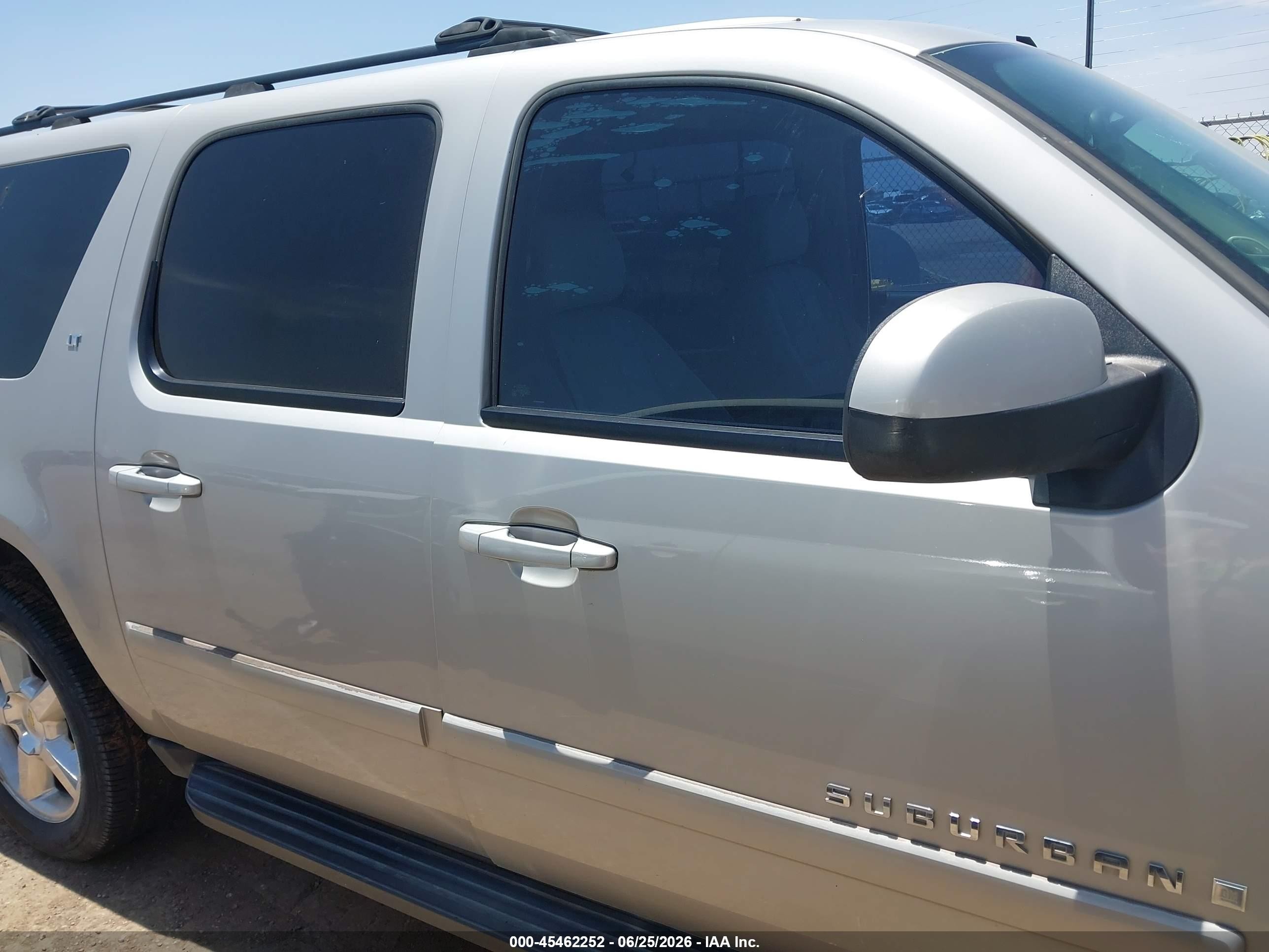 2007 Chevrolet Suburban Lt Beige vin: 3GNFC16007G180026