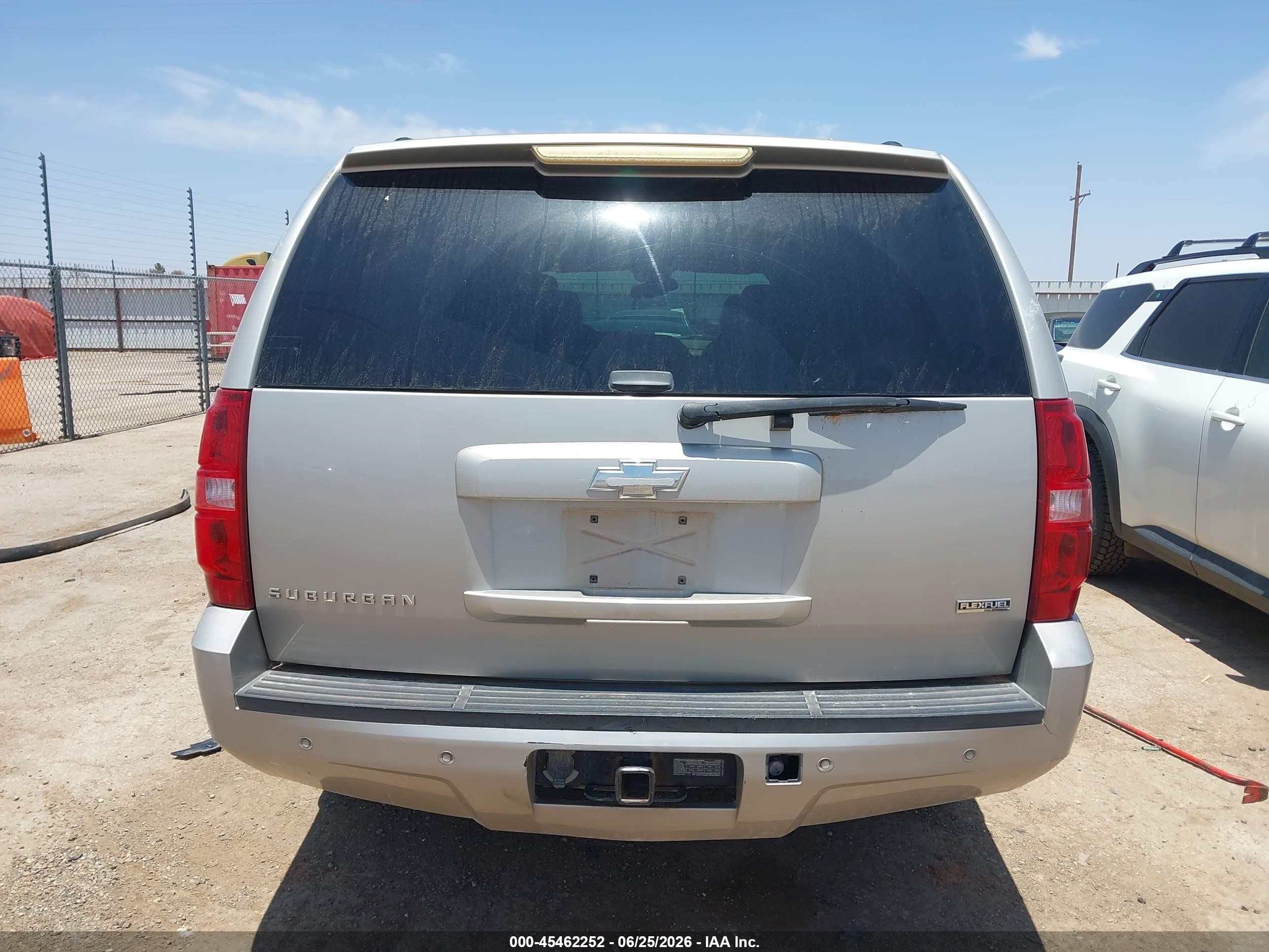 2007 Chevrolet Suburban Lt Beige vin: 3GNFC16007G180026