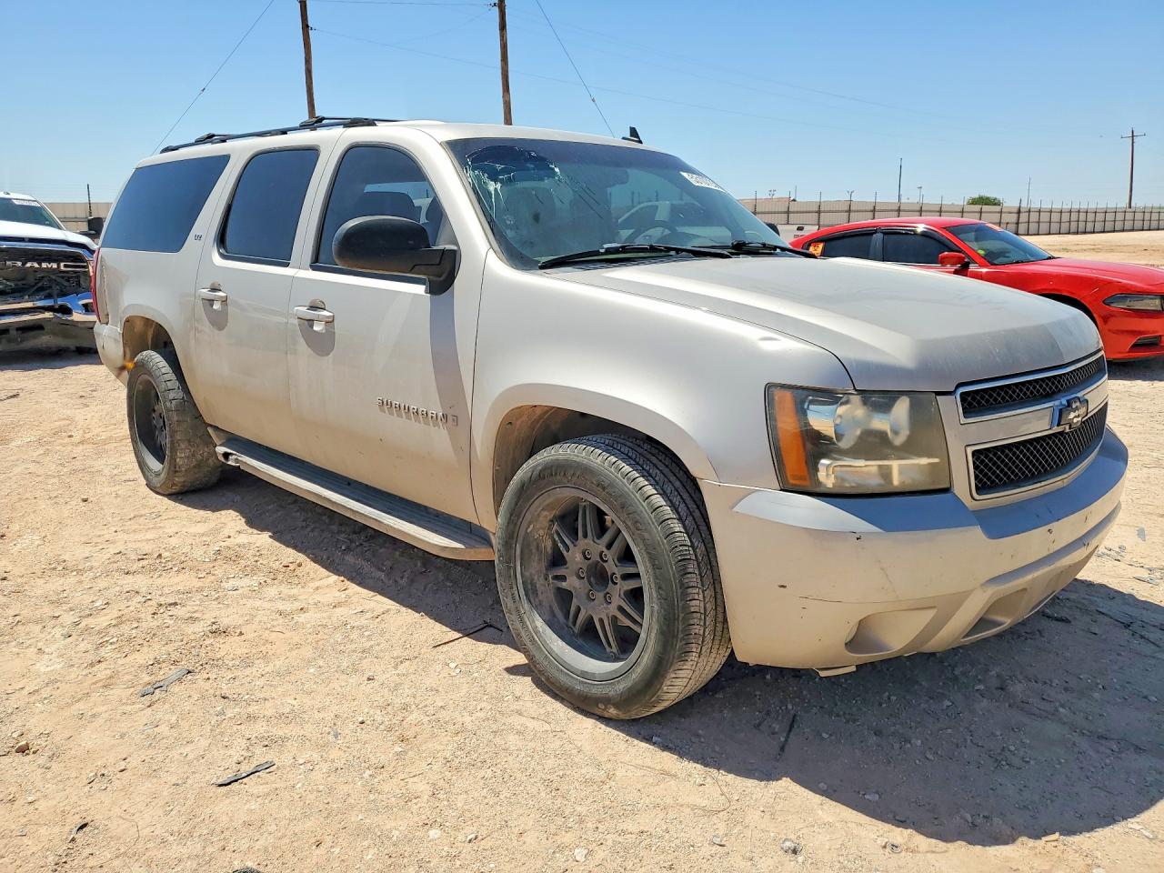 2007 Chevrolet Suburban C1500 Серебряный vin: 3GNFC16017G185400