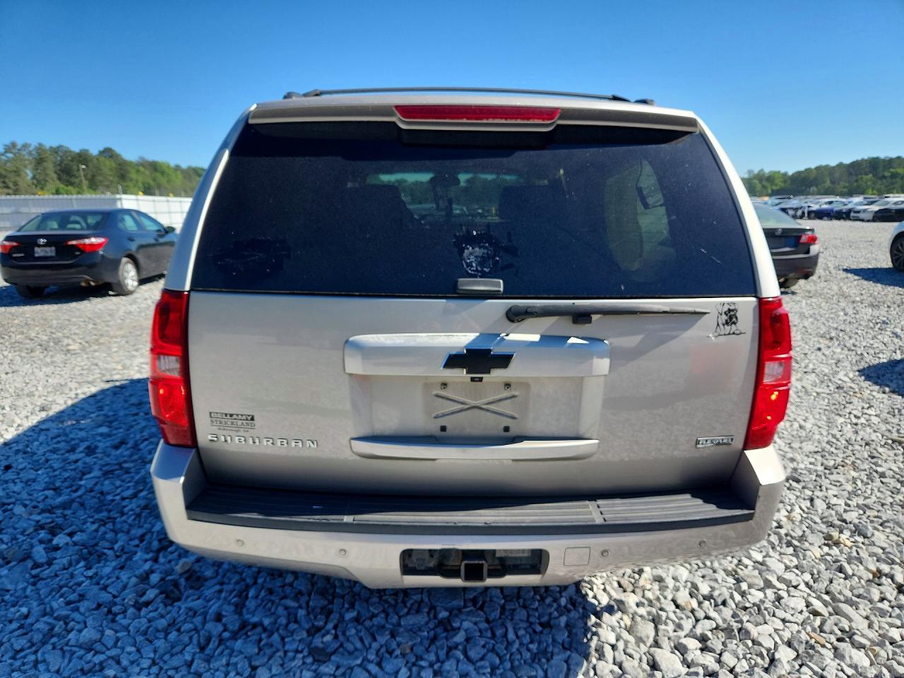 2008 Chevrolet Suburban C1500 Ls Tan vin: 3GNFC16018G174074