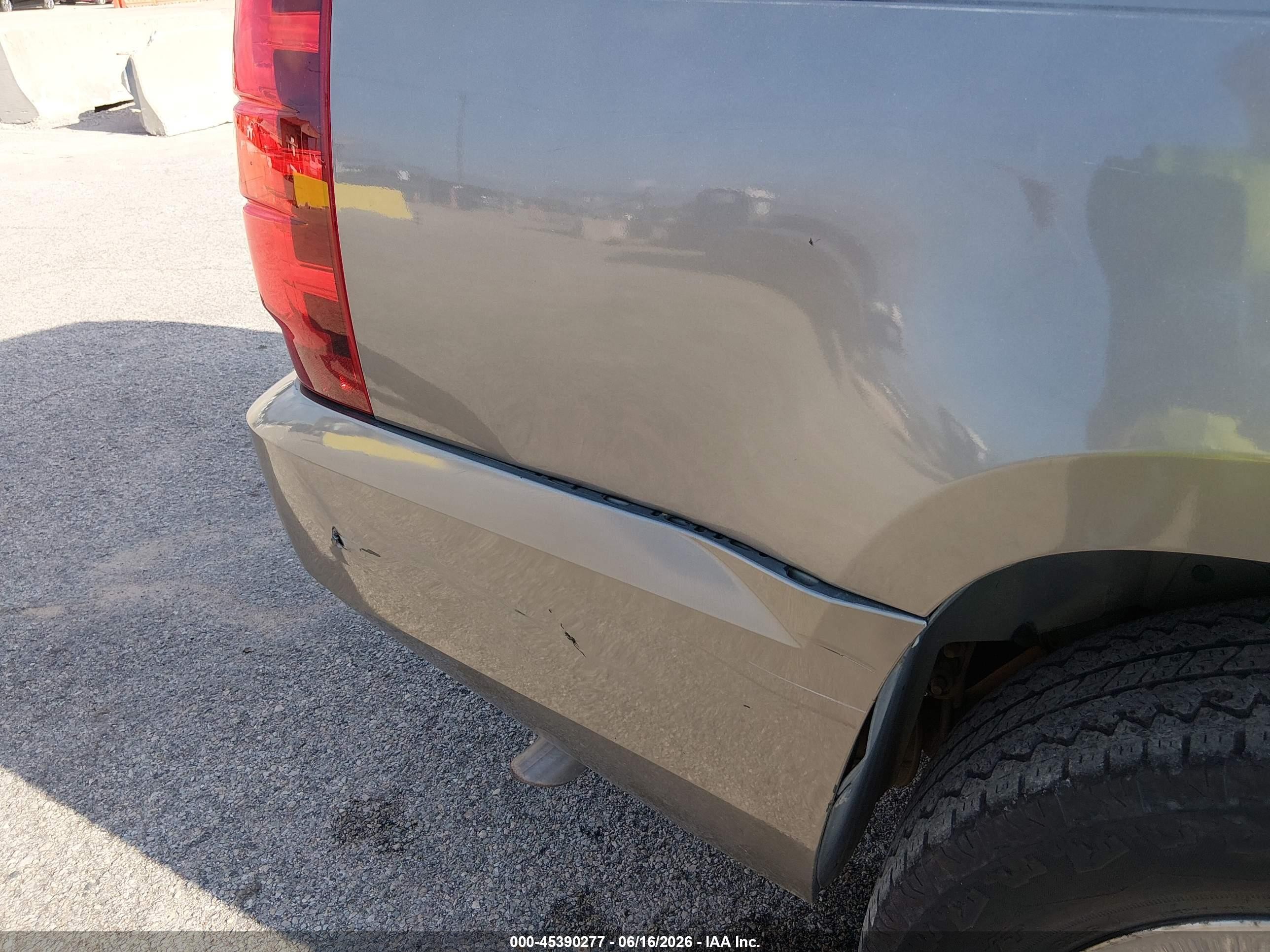 2007 Chevrolet Suburban Ltz Brown vin: 3GNFC16027G140207