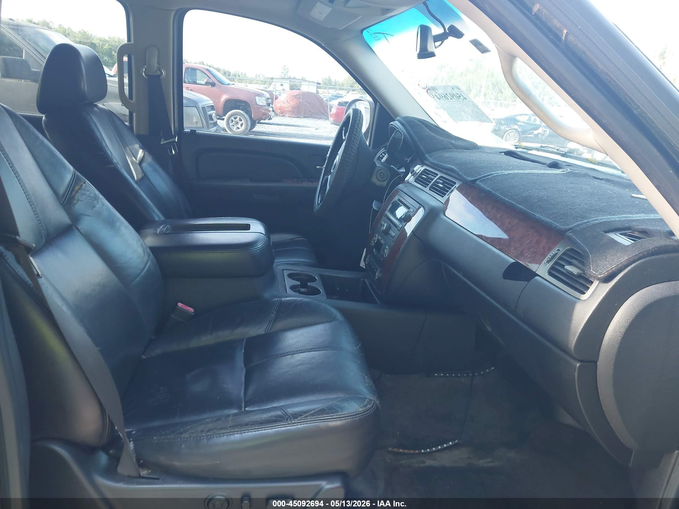 2007 Chevrolet Suburban 1500 Lt Black vin: 3GNFC16027G307066