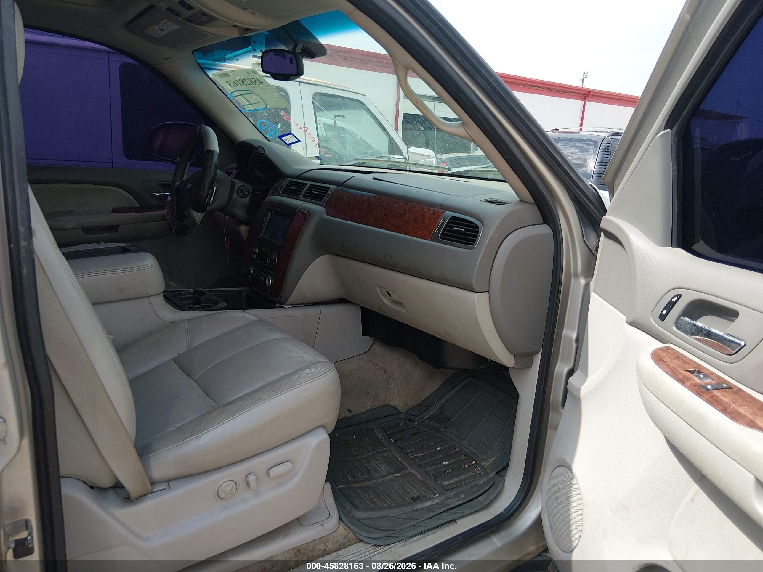 2007 Chevrolet Suburban 1500 Lt Gold vin: 3GNFC16027G320190