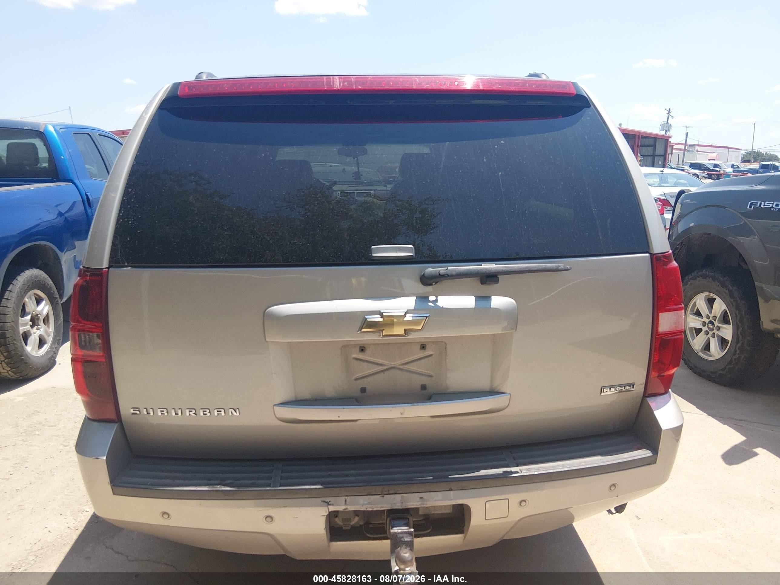 2007 Chevrolet Suburban 1500 Lt Gold vin: 3GNFC16027G320190