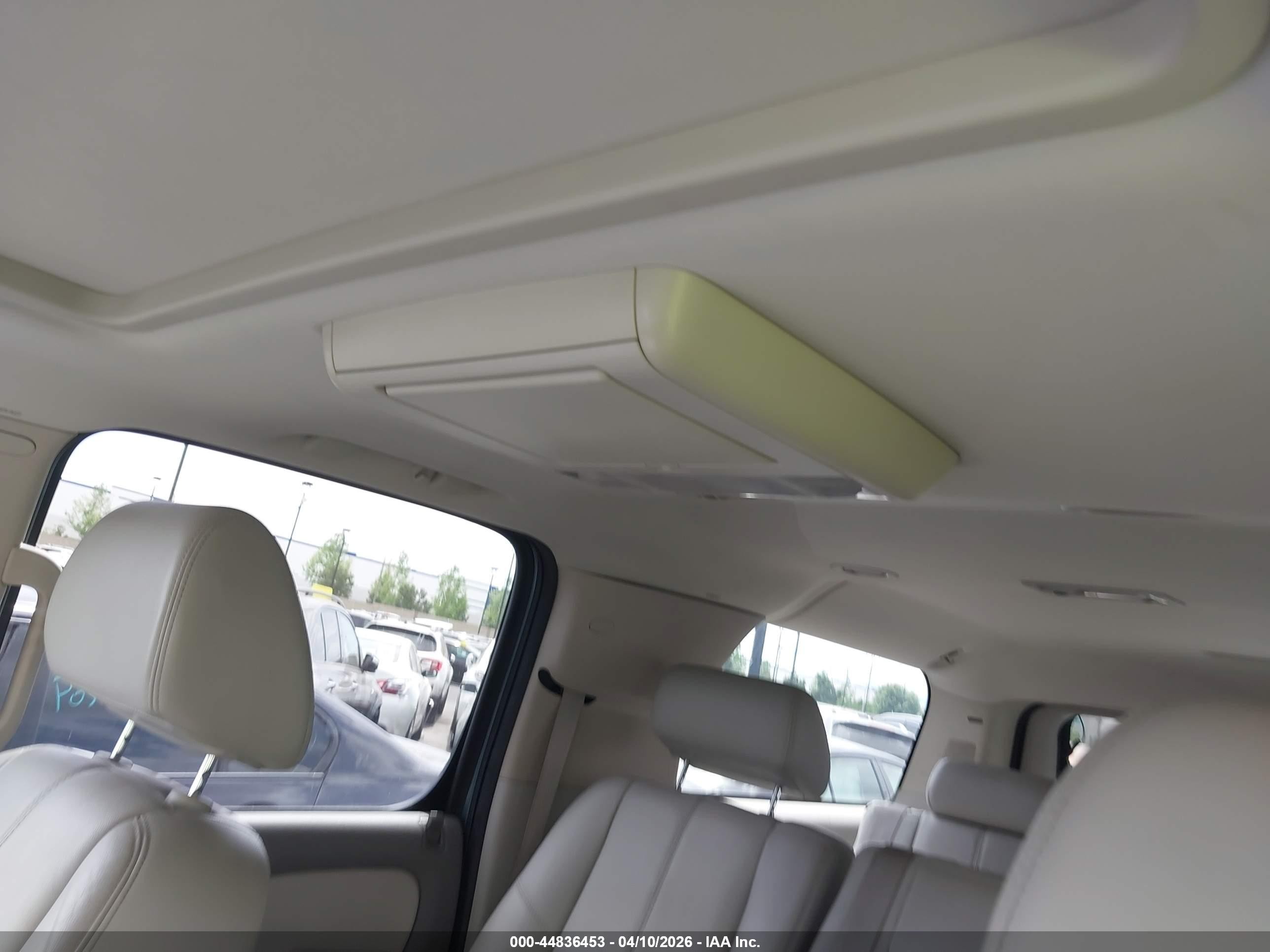 2008 Chevrolet Suburban 1500 Lt Light Blue vin: 3GNFC16038G285208