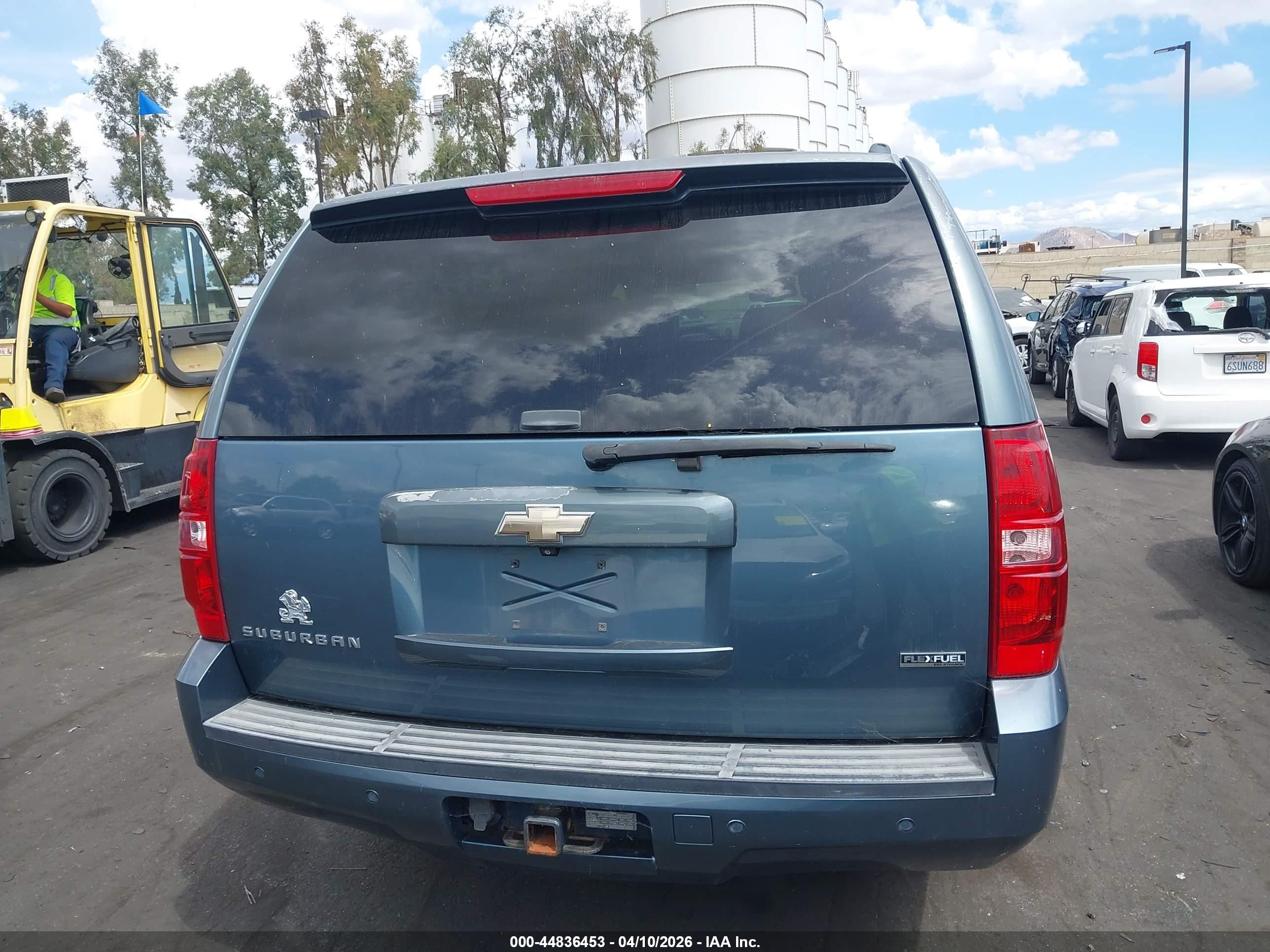 2008 Chevrolet Suburban 1500 Lt Light Blue vin: 3GNFC16038G285208