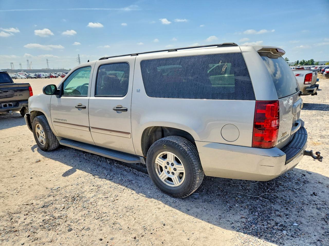 2007 Chevrolet Suburban C1500 Beige vin: 3GNFC16047G152147