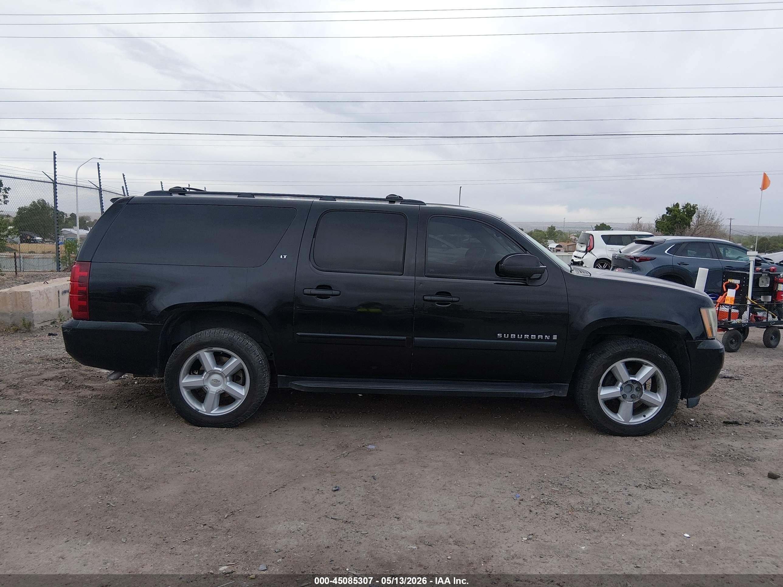 2008 Chevrolet Suburban 1500 Lt Black vin: 3GNFC16048G225325