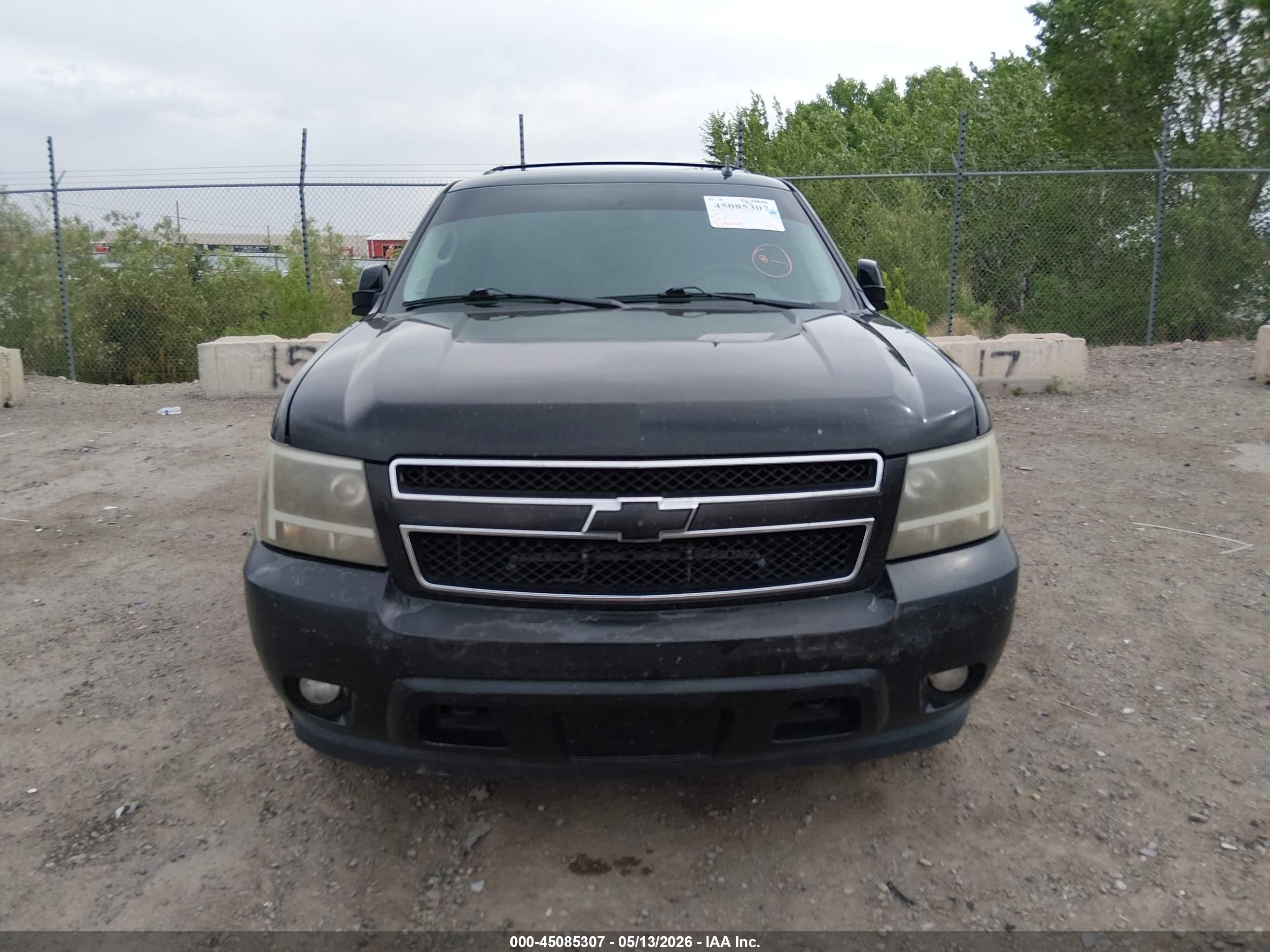 2008 Chevrolet Suburban 1500 Lt Black vin: 3GNFC16048G225325