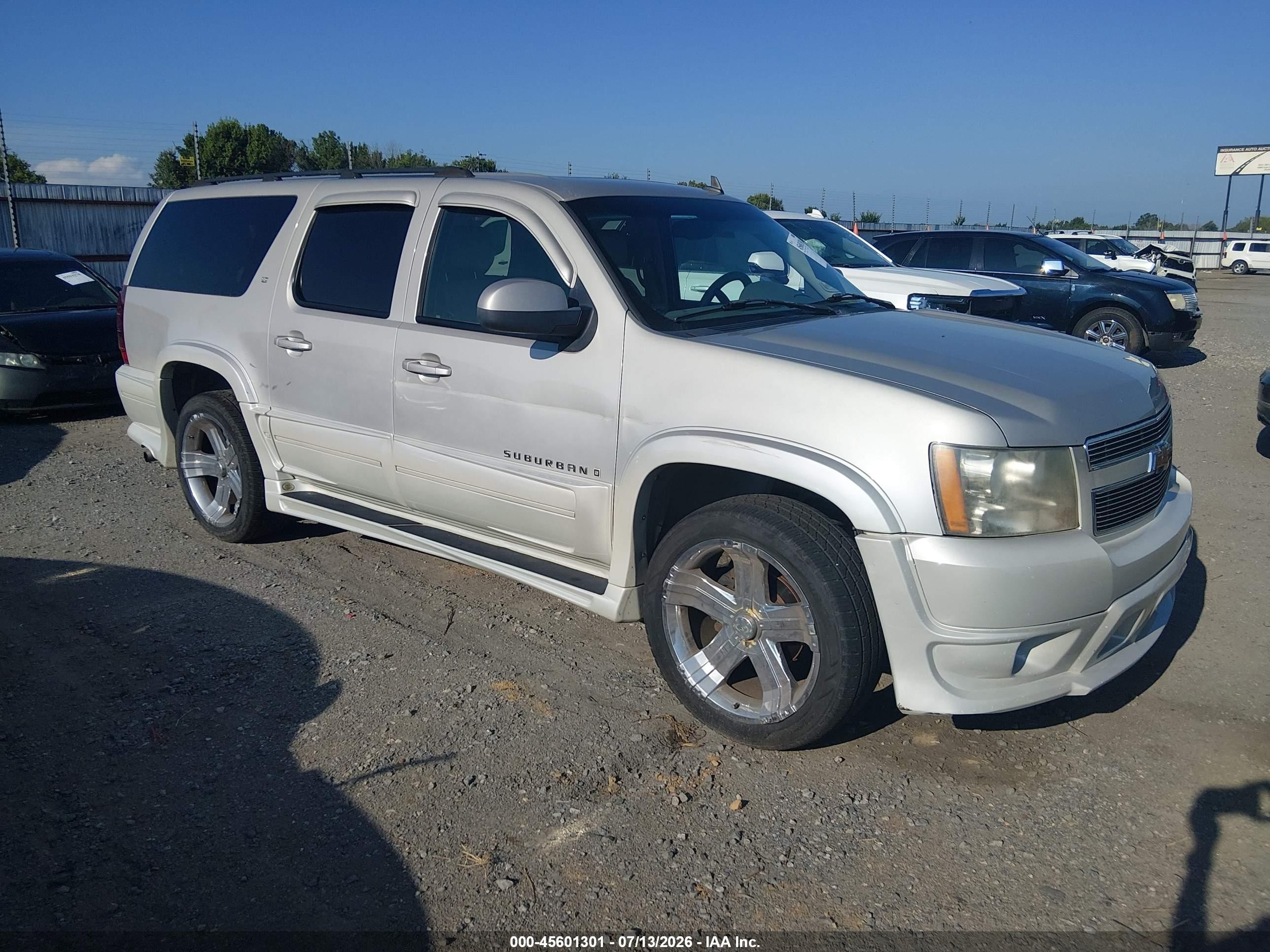 2007 Chevrolet Suburban Lt Champagne vin: 3GNFC16057G233612