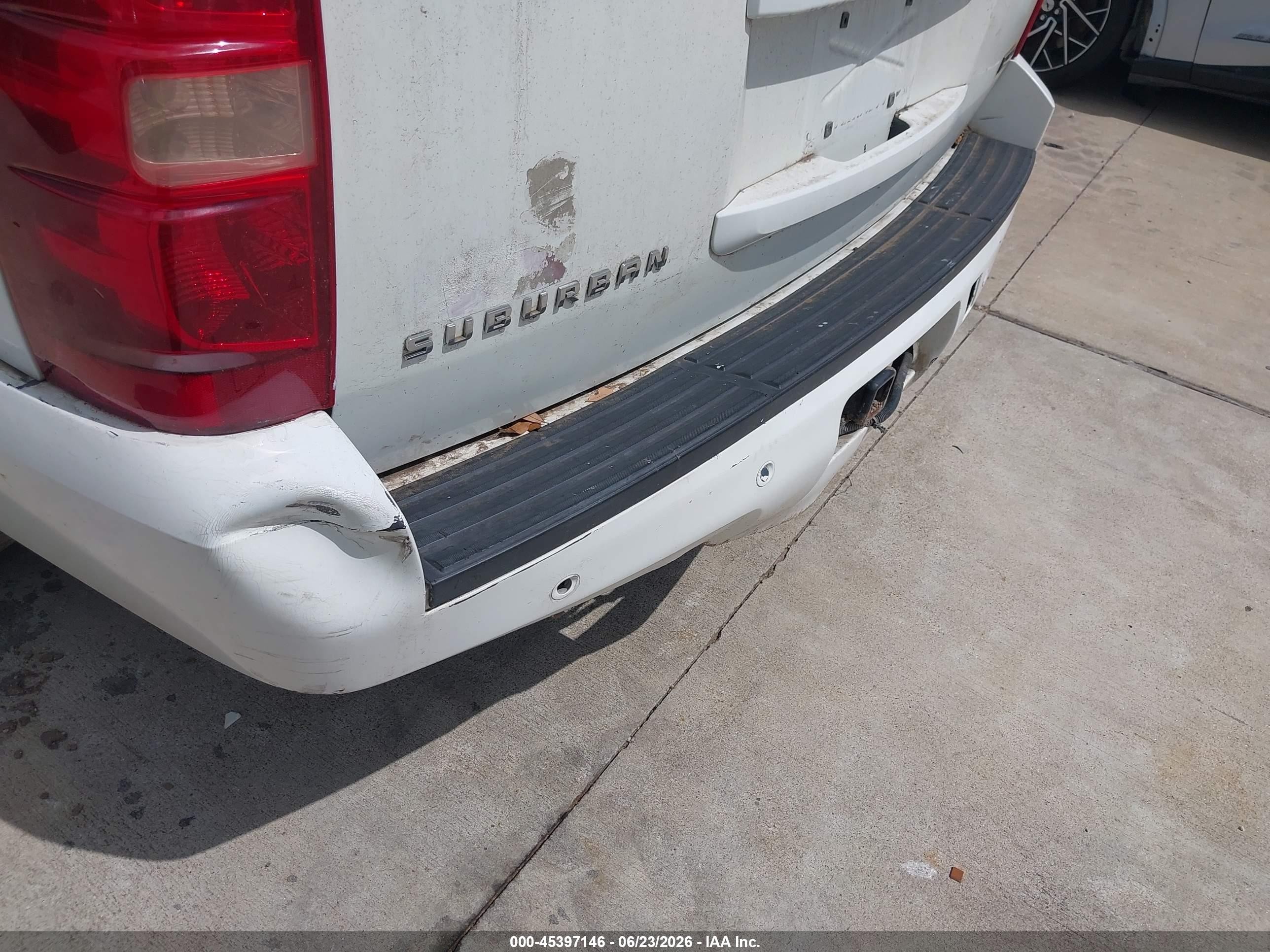 2008 Chevrolet Suburban 1500 Lt White vin: 3GNFC16058G104352