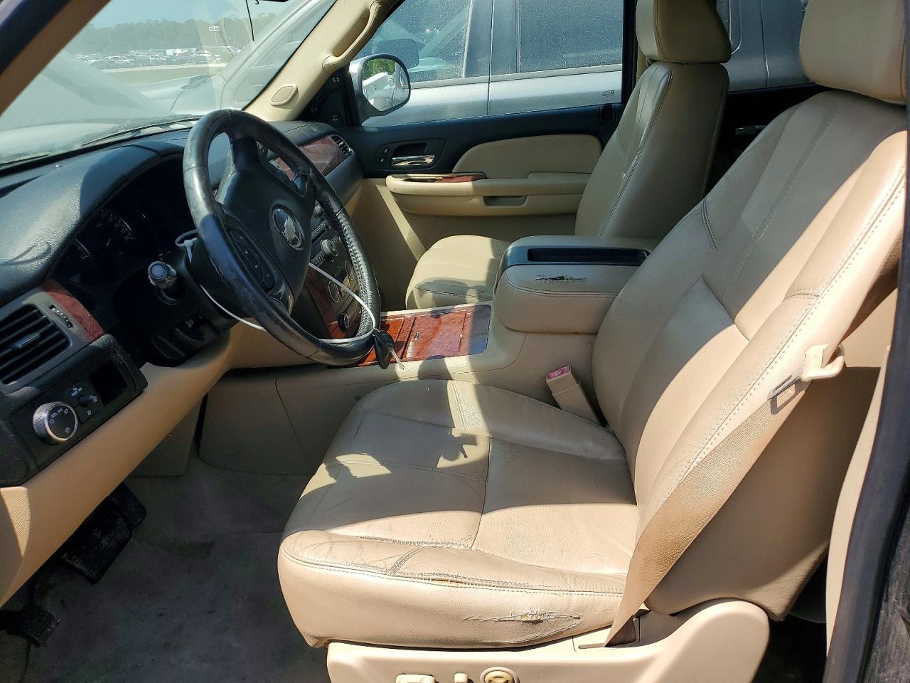 2008 Chevrolet Suburban C1500 Ls Черный vin: 3GNFC16068G273957