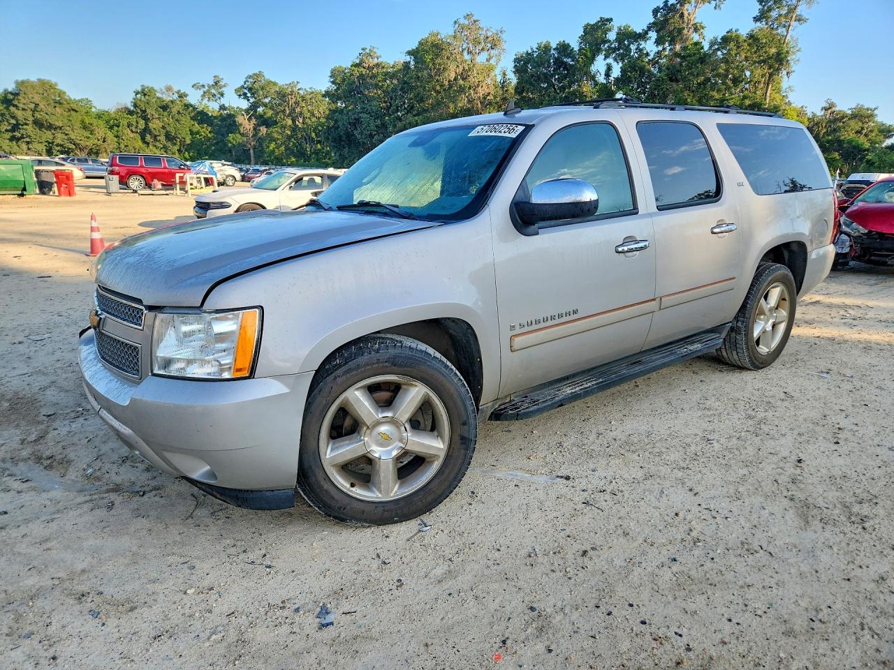 2007 Chevrolet Suburban C1500 Silver vin: 3GNFC16077G261136
