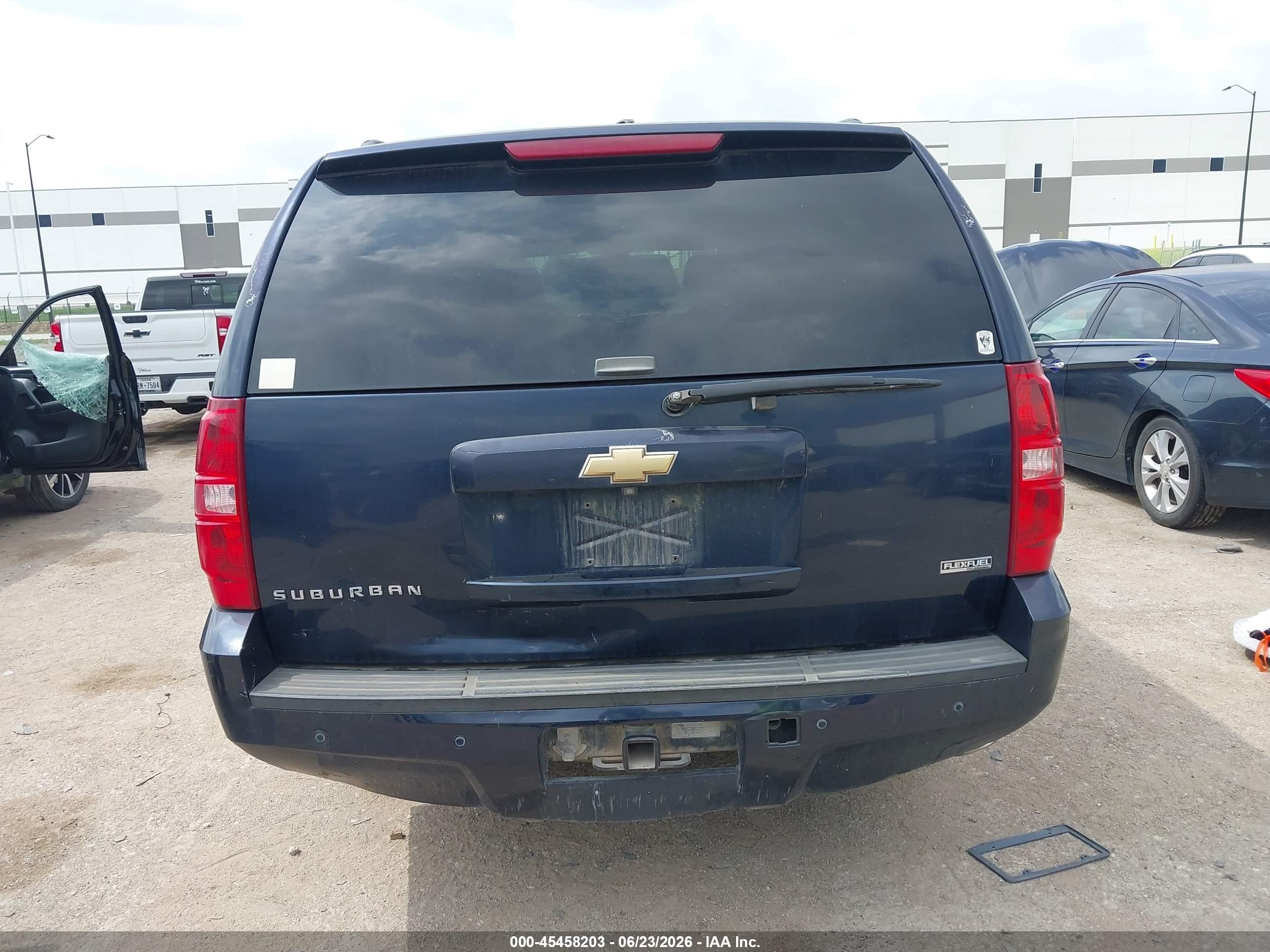2007 Chevrolet Suburban Ltz Синий vin: 3GNFC16077G264330