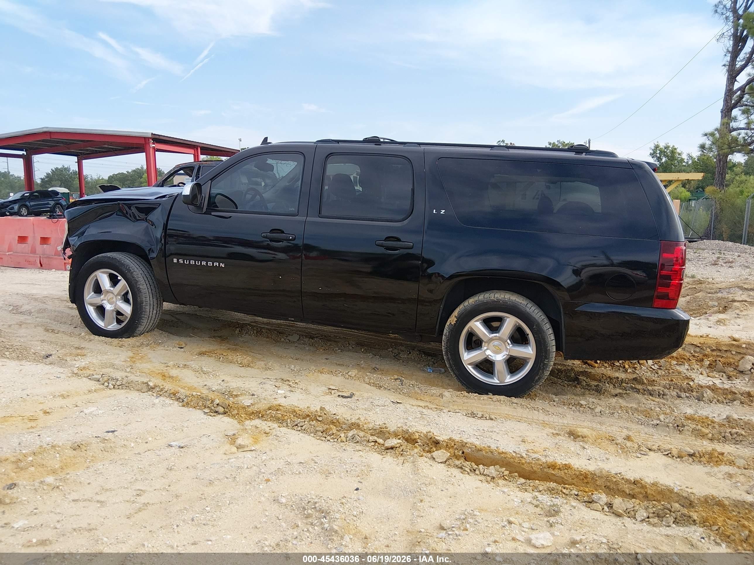 2008 Chevrolet Suburban 1500 Ltz Black vin: 3GNFC16078G203111