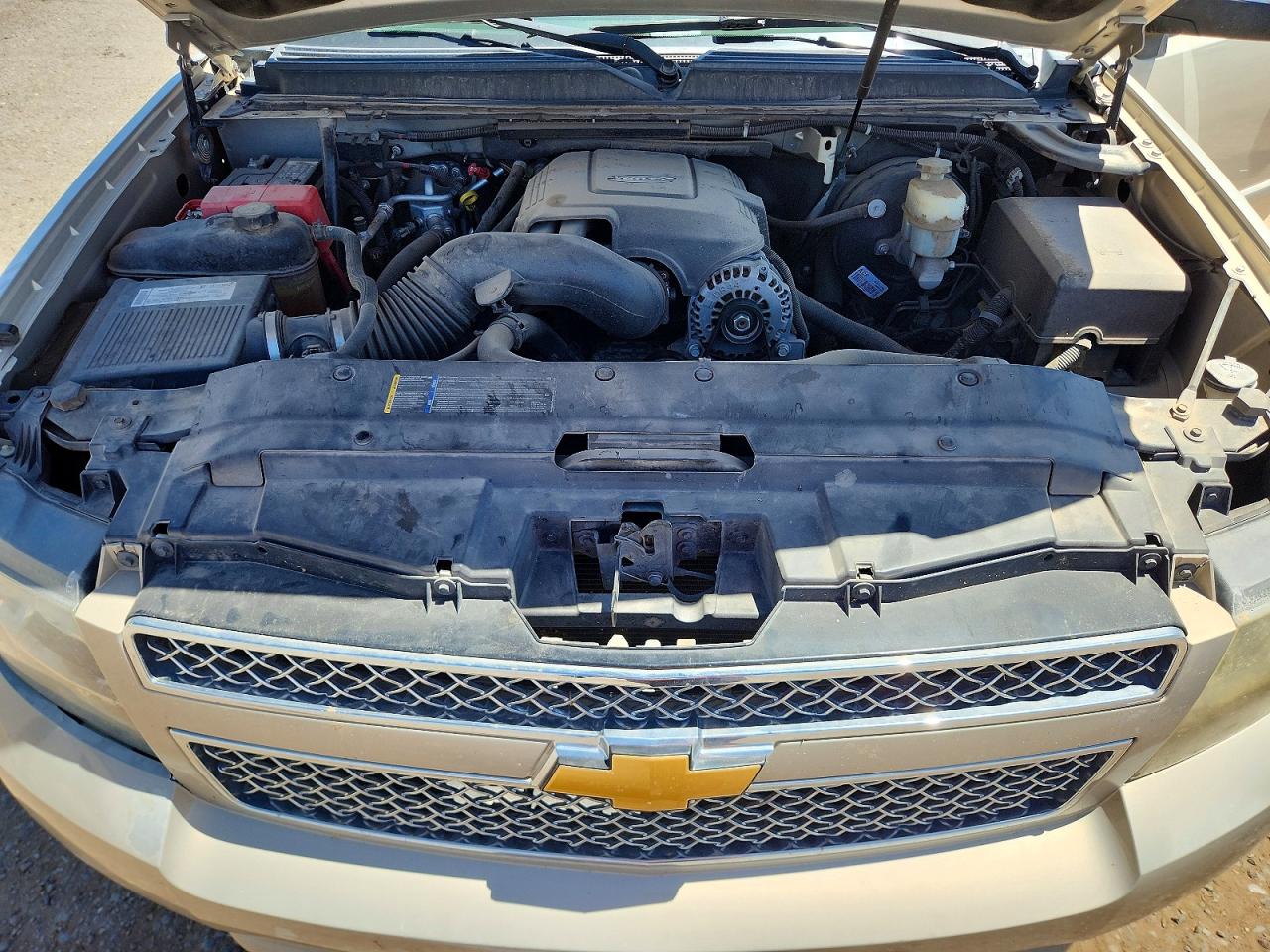 2007 Chevrolet Suburban C1500 Gold vin: 3GNFC16087G198063